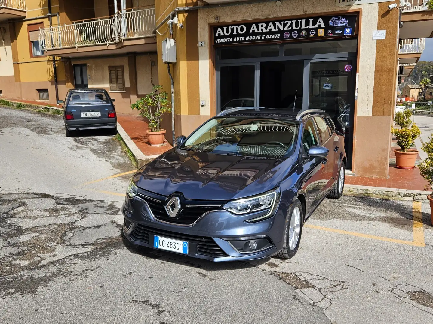 Renault Megane Mégane Sporter Blue dCi 95 CV Business Gris - 2