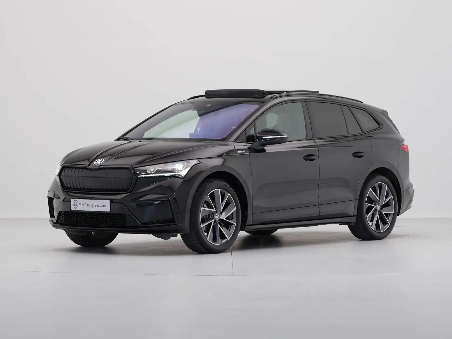 Skoda Enyaq IV 60 180pk Sportline Panorama 360 Camera Head up Zwart - 2