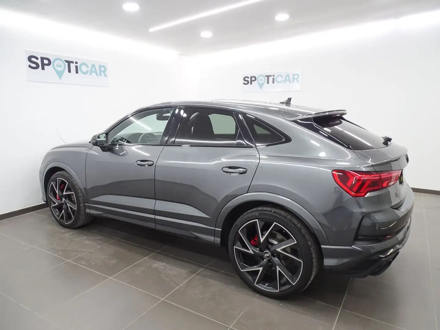 Audi RS Q3 Sportback 2.5 TFSI quattro S tronic Gris - 2