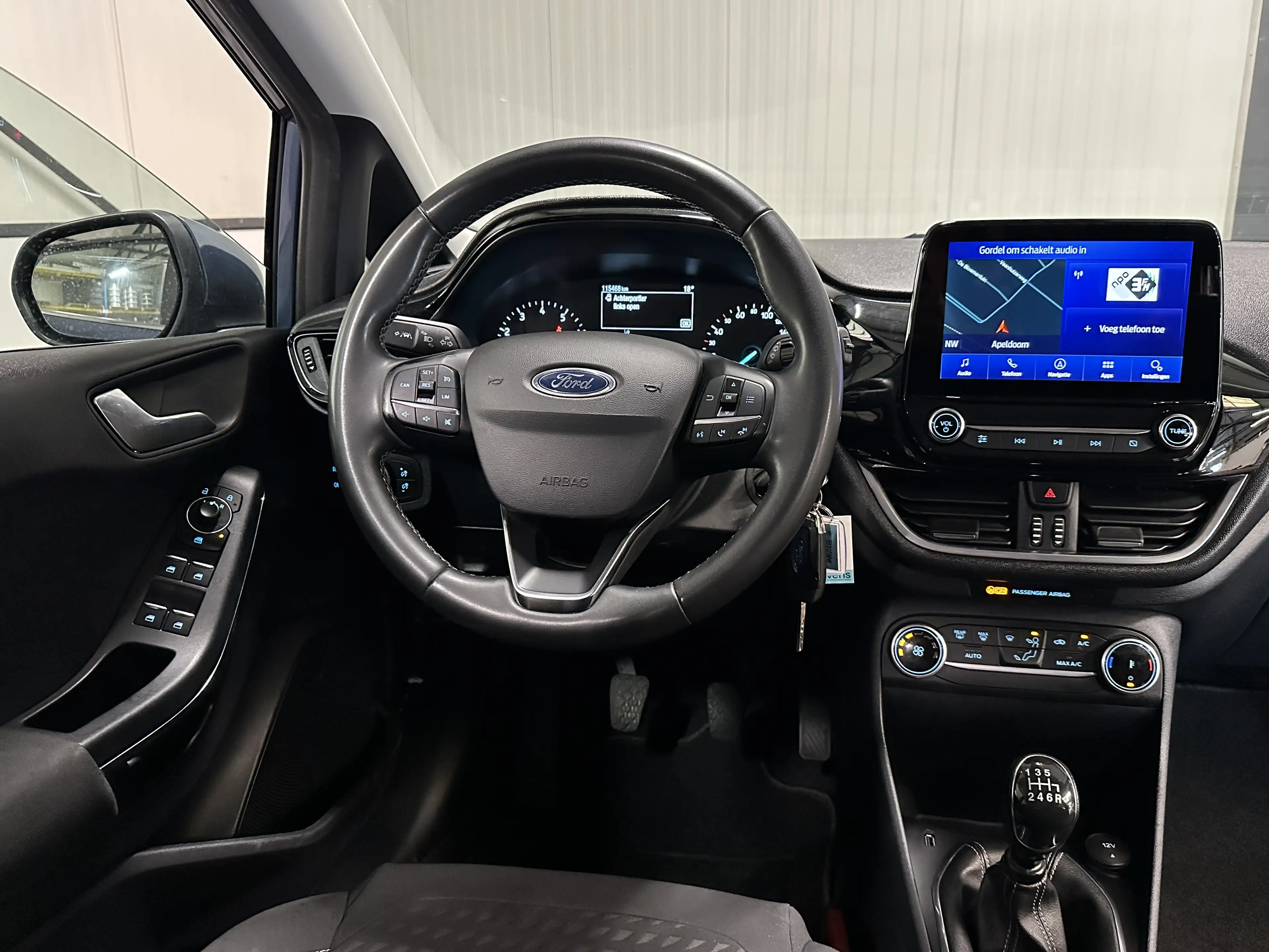 Ford Fiesta 1.0 EcoBoost | Titanium 5-Drs | Airco | Cruise | N — photo 3