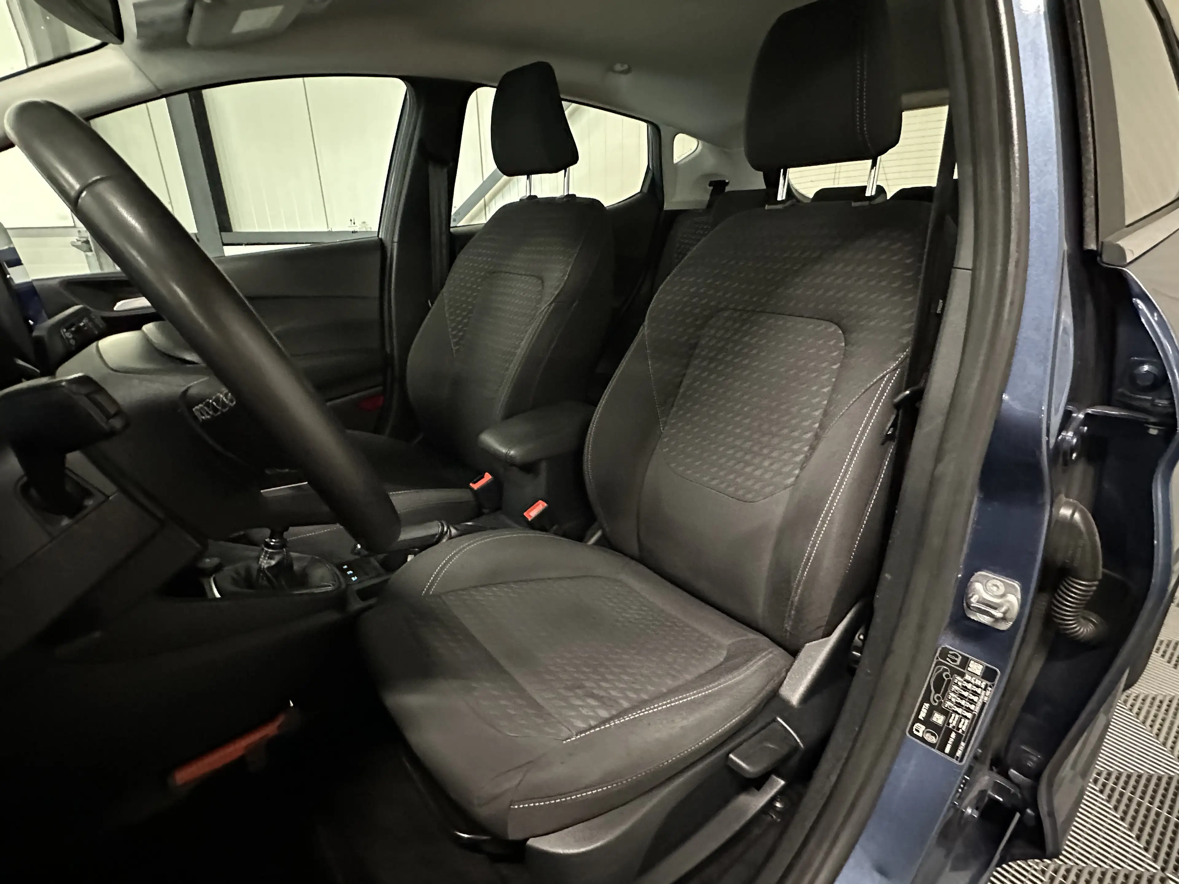 Ford Fiesta 1.0 EcoBoost | Titanium 5-Drs | Airco | Cruise | N — photo 21