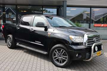 5.7 V8 LIMITED A/T 5 ZITS 4WD VAN MARGE