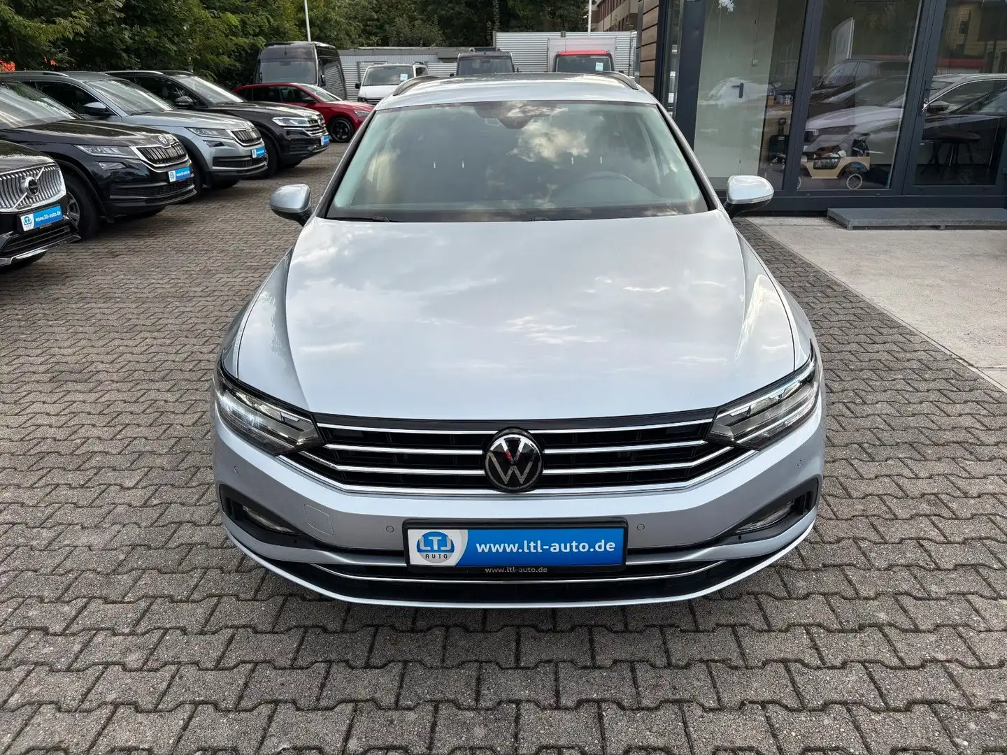 Volkswagen Passat 2.0TDI DSG 200PS Business ACC Navi Kamera Argent - 2