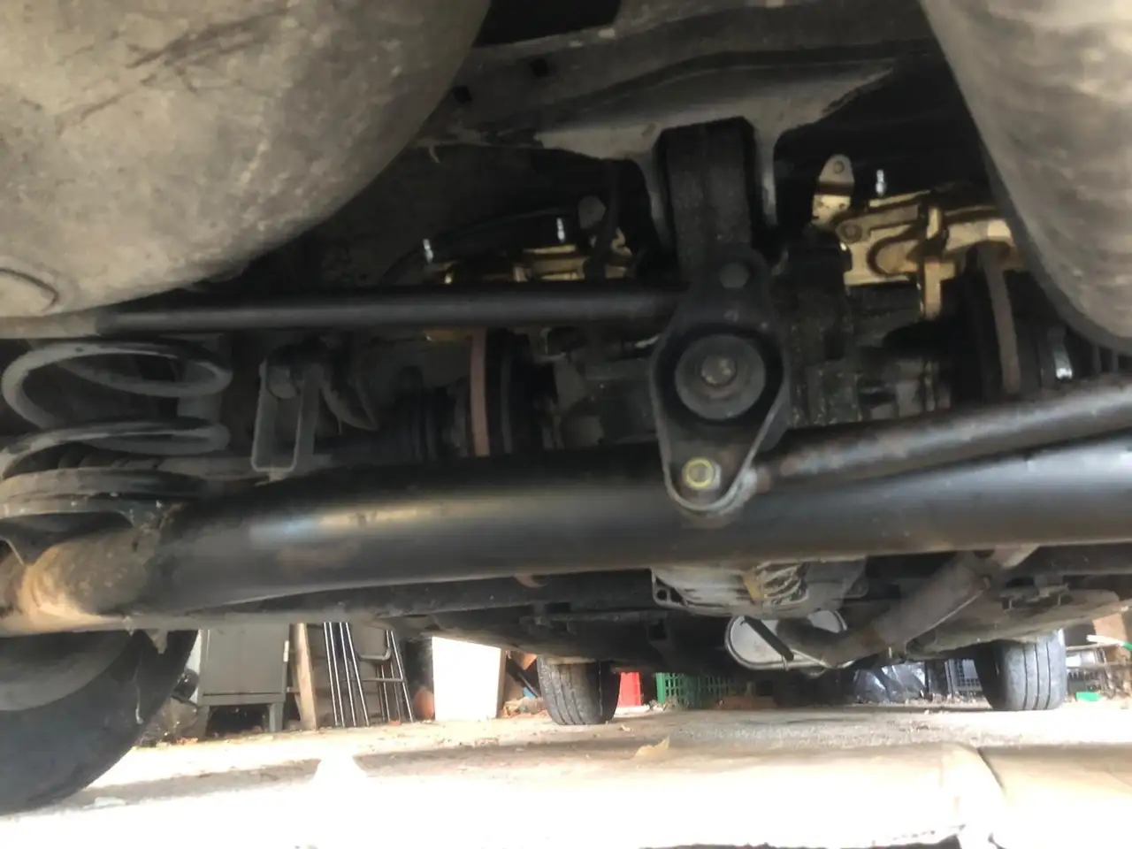 Alfa Romeo 75 1.6, foto 6