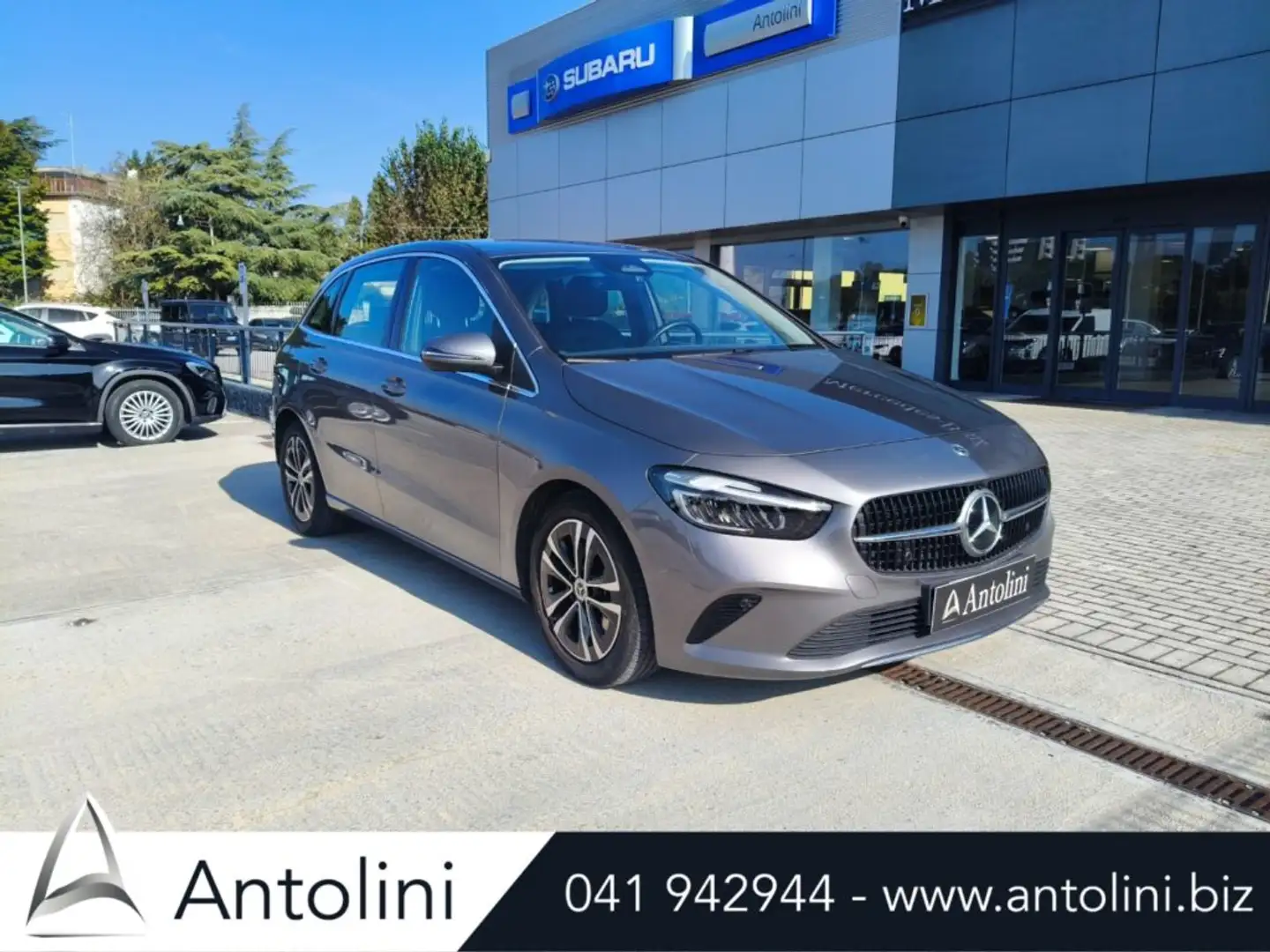 Mercedes-Benz B 180 Automatic Progressive Advanced Plus Gris - 2