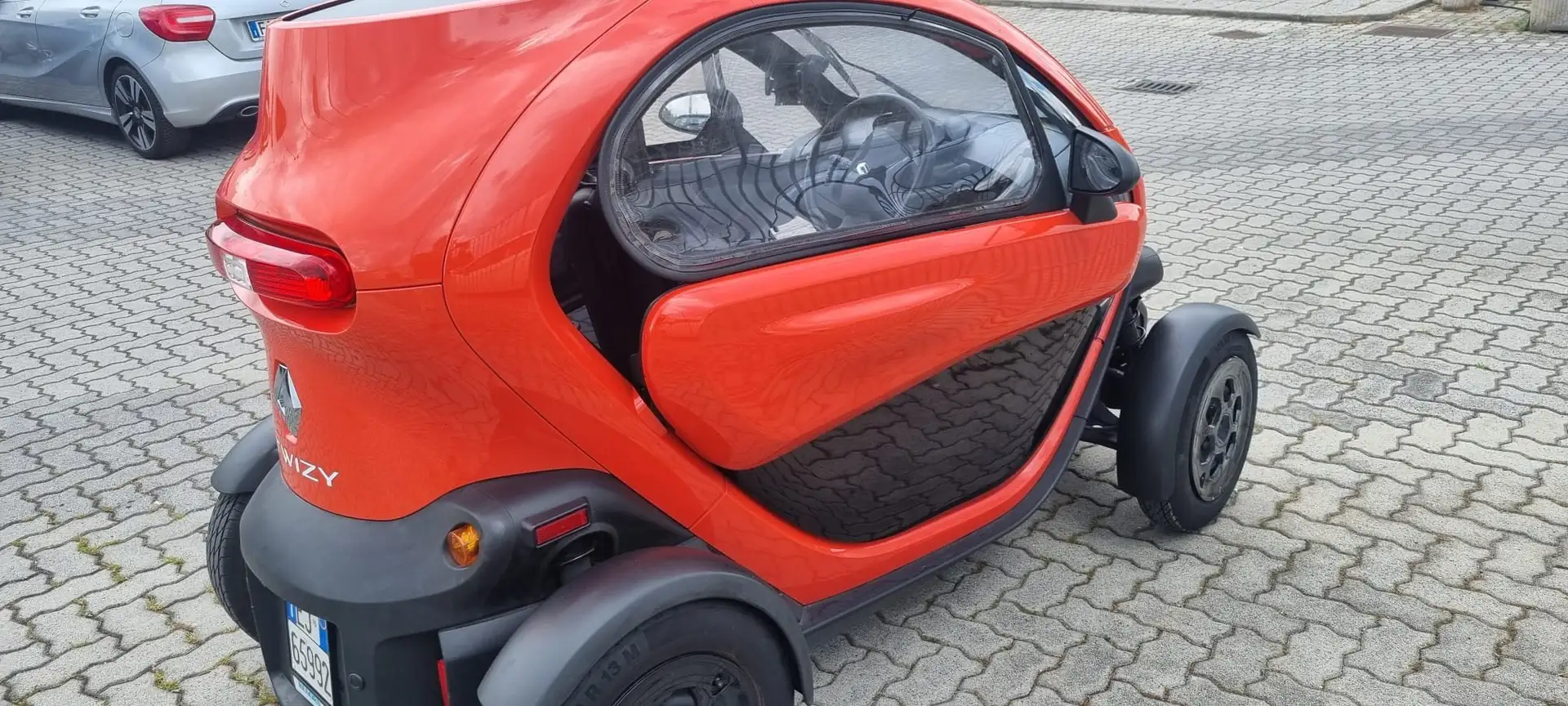 Renault Twizy 80 batterie proprietà Arancione - 1