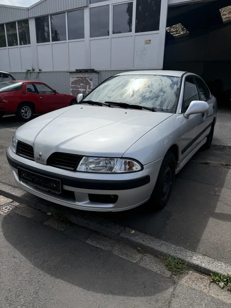 Mitsubishi Carisma 1.9 DI-D Avance - 2
