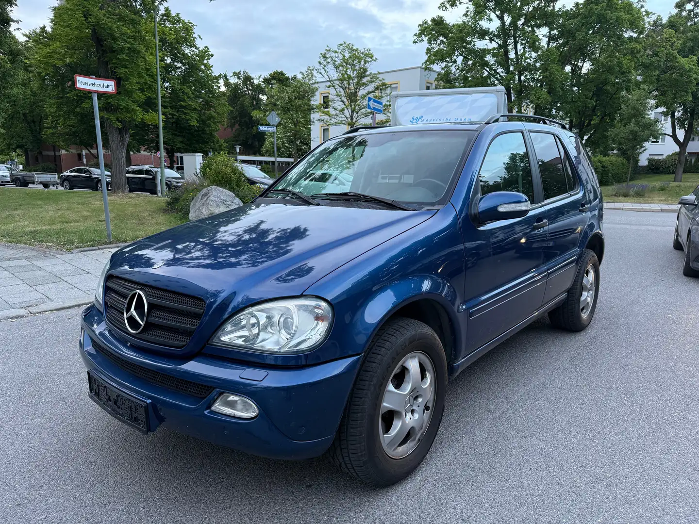 Mercedes-Benz ML 320 M-Klasse Bleu - 1