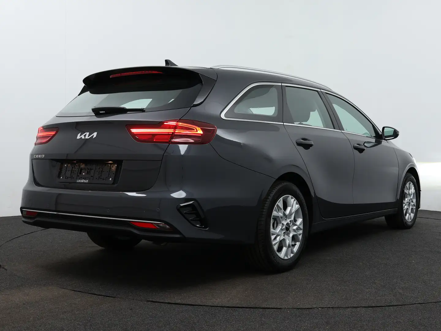 Kia Ceed SW / cee'd SW 1.5T DCT7 **COMPANYCAR** DynamicLine DEMO| beschik Grigio - 2