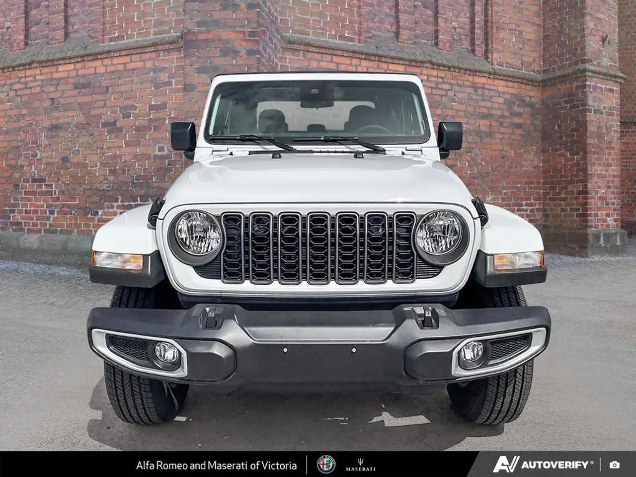 Jeep Gladiator снимка Jeep Gladiator