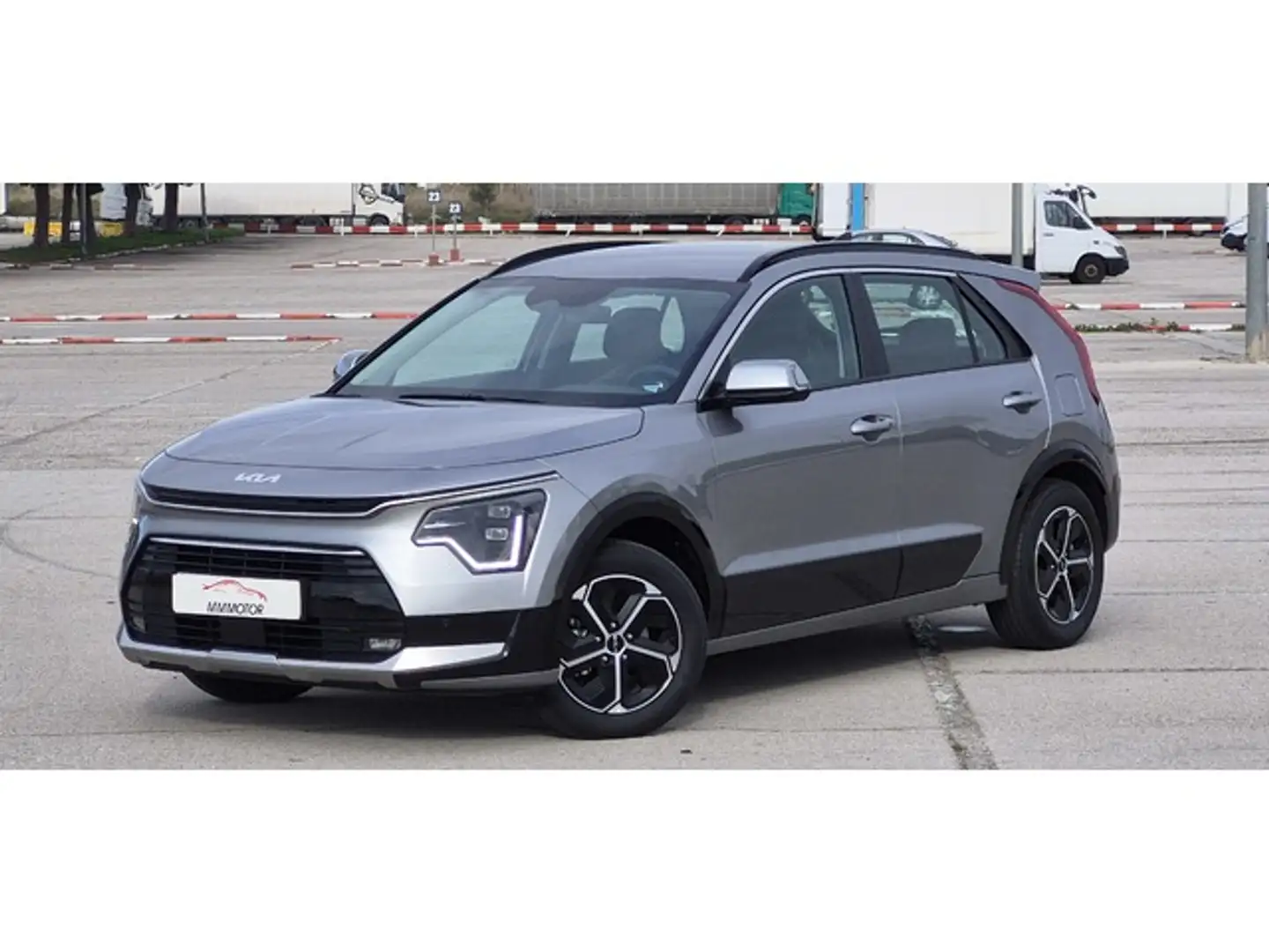 Kia Niro 1.6 HEV Drive 141 Gris - 1