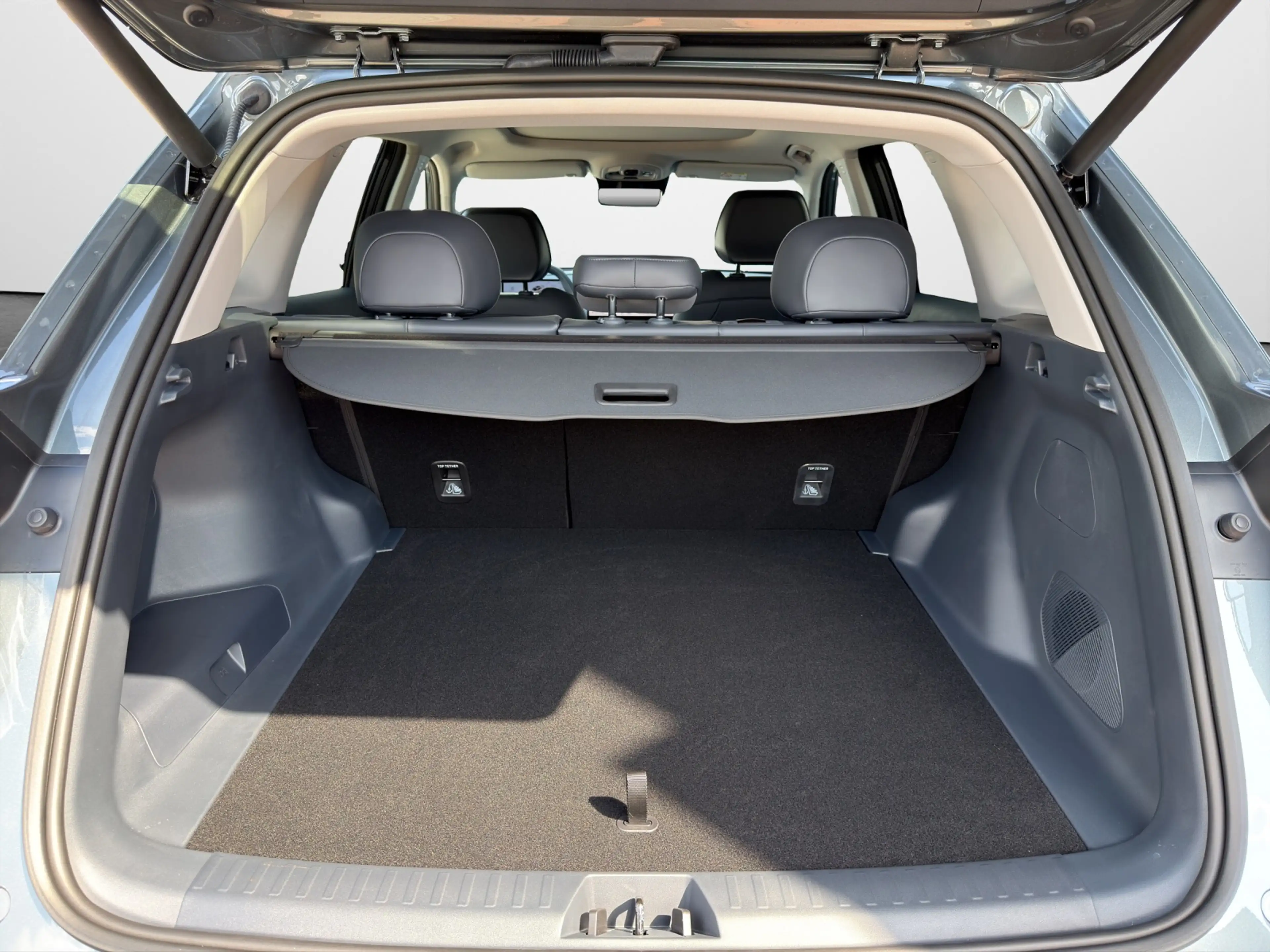 Geely Starray EM-i Max+ — photo 12