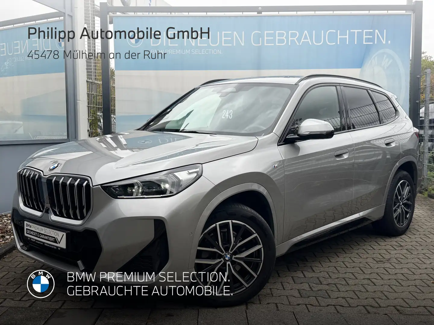 BMW X1 xDrive20d M Sport PANO AHK HuD Ad-LED 360° Grau - 1