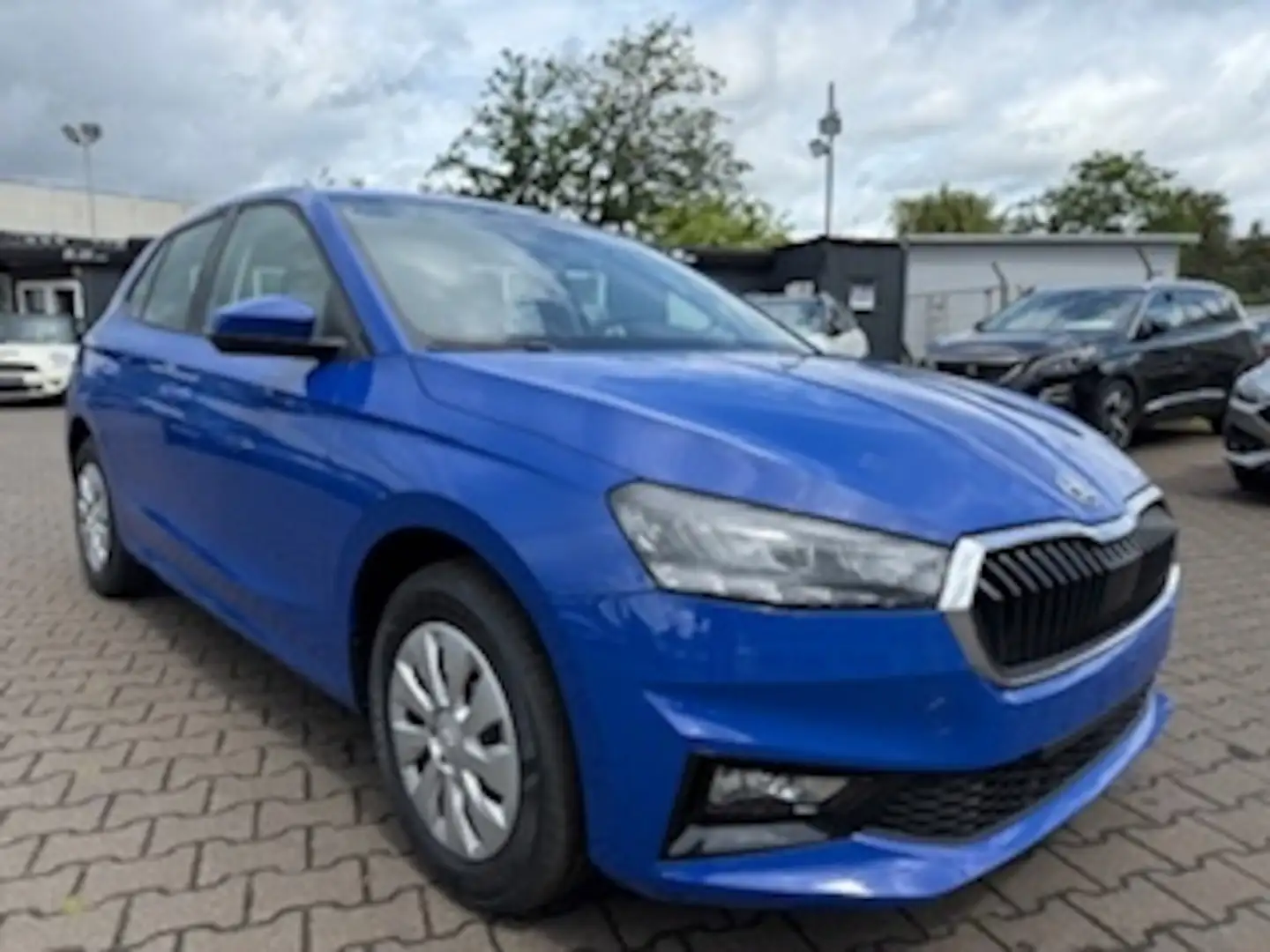 Skoda Fabia 1.0 TSI 115PS/130Jahre Edition Blau - 1