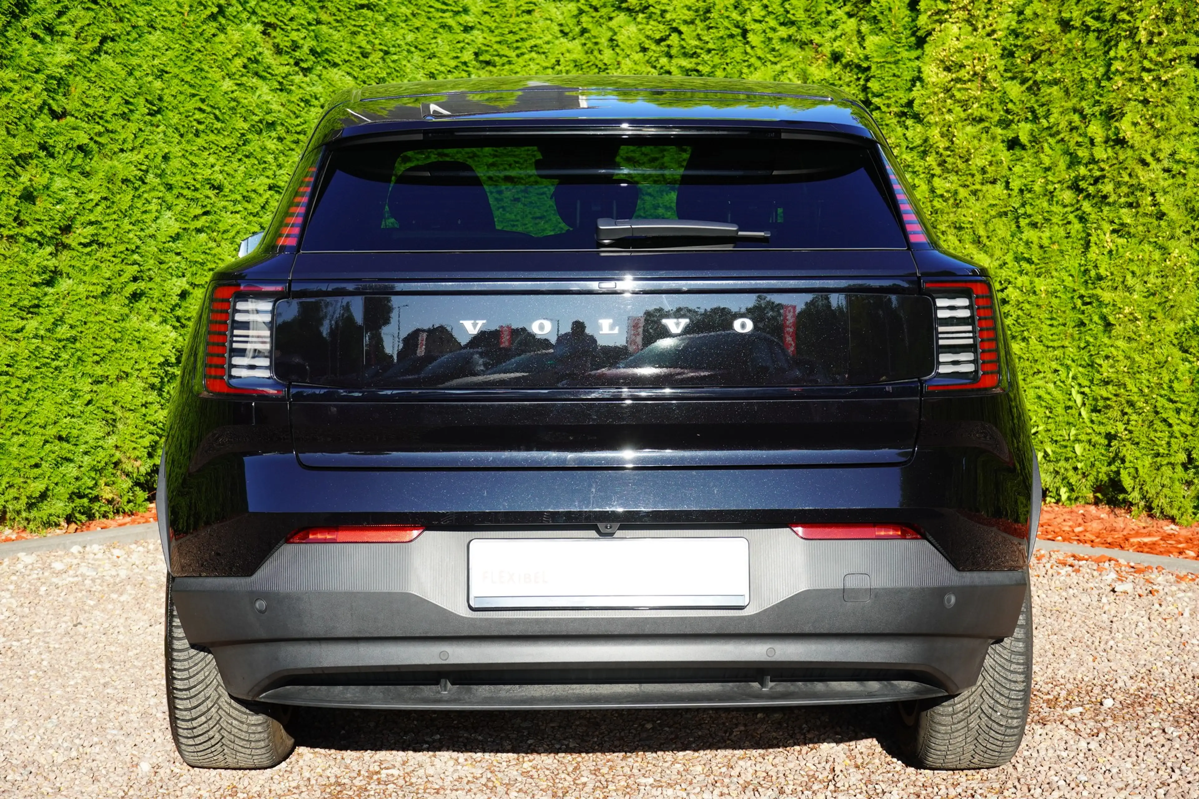 Volvo EX30 Core 2WD Pure Electric — photo 6