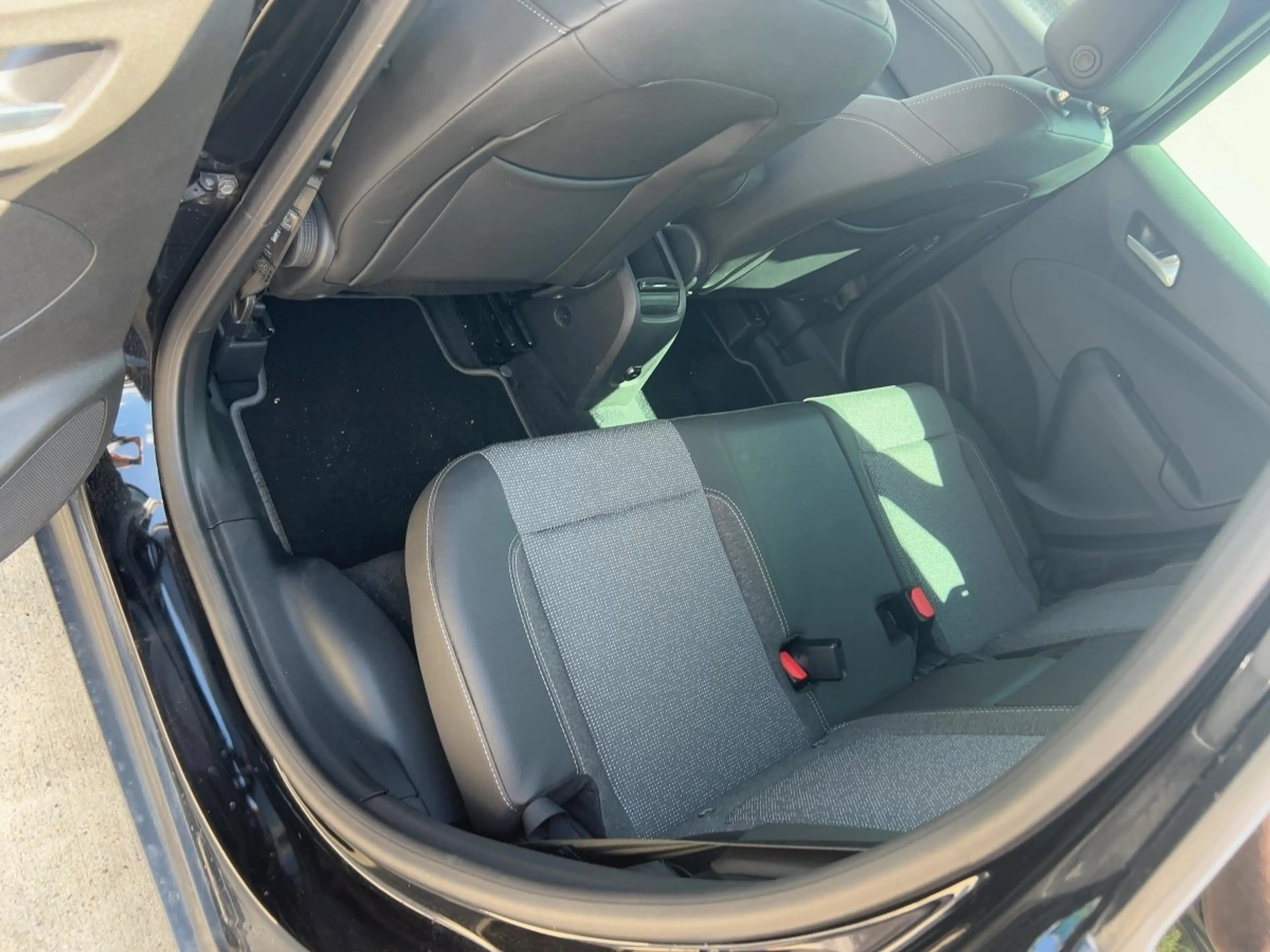 Opel Crossland Elegance *Allwetter+PDC+SHZ+LHZ* — photo 10