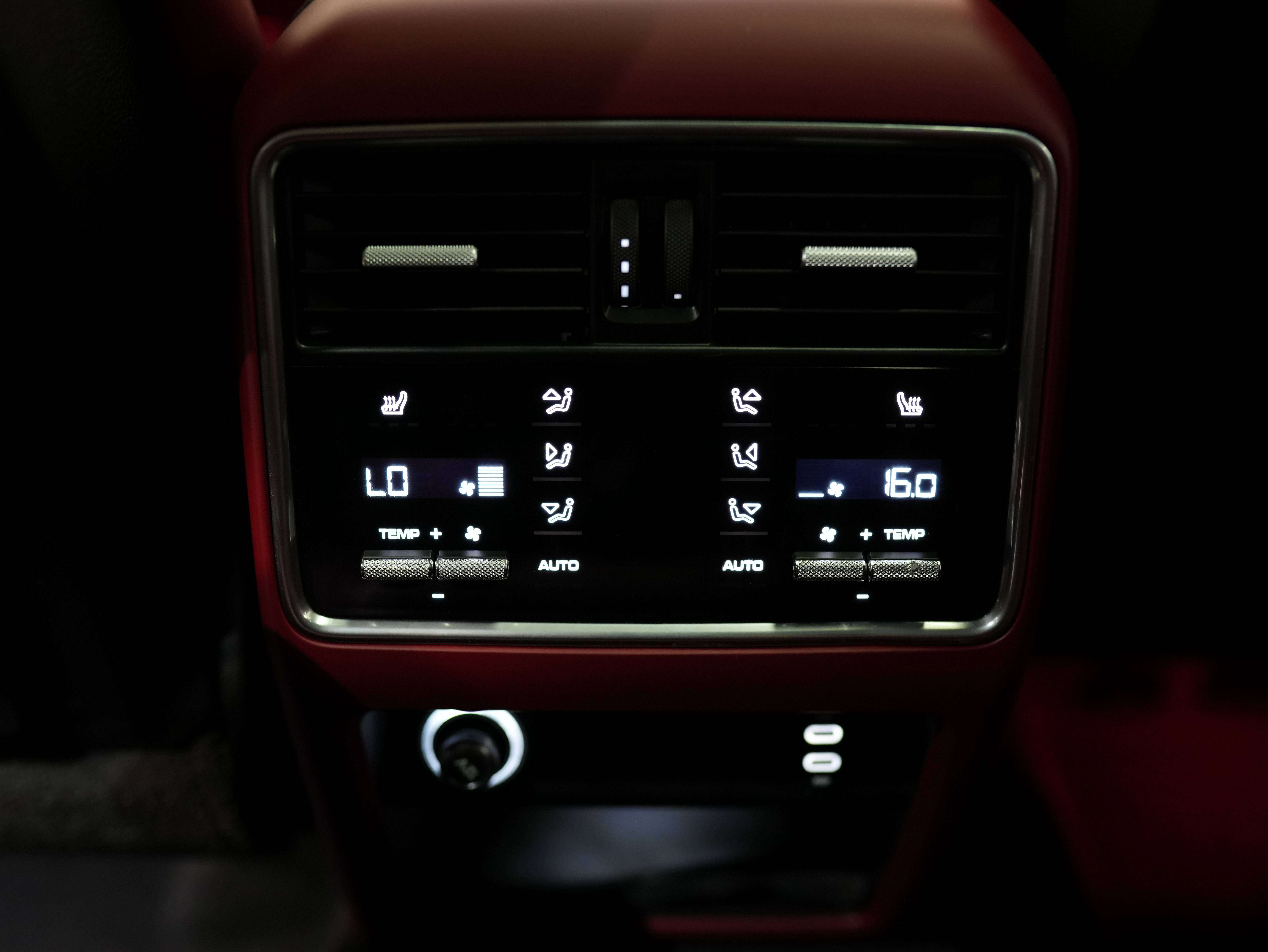 used 2023 Porsche Cayenne car, priced at $87,900
