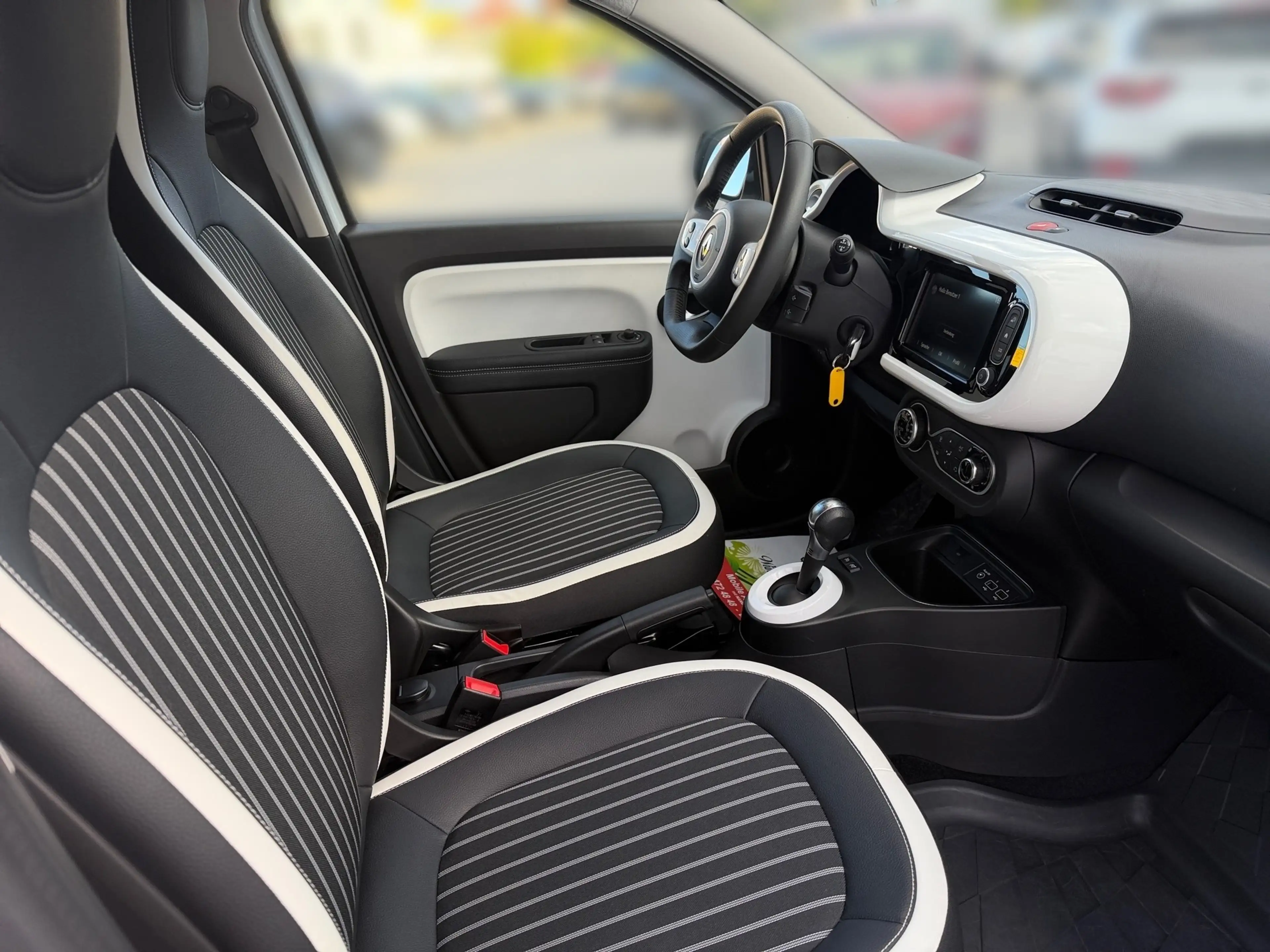 Renault Twingo Twingo R80 21,4kWh Intens — photo 10
