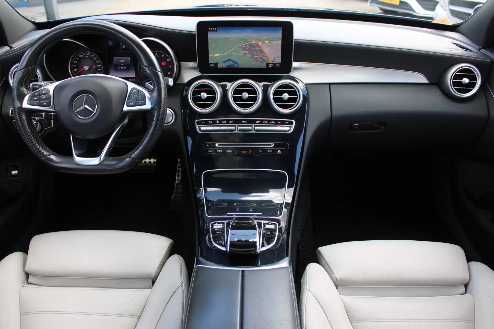 Mercedes-Benz C 400 Estate 4MATIC AMG PANORAMADAK LUCHTVERING LEDER ME Blau - 2