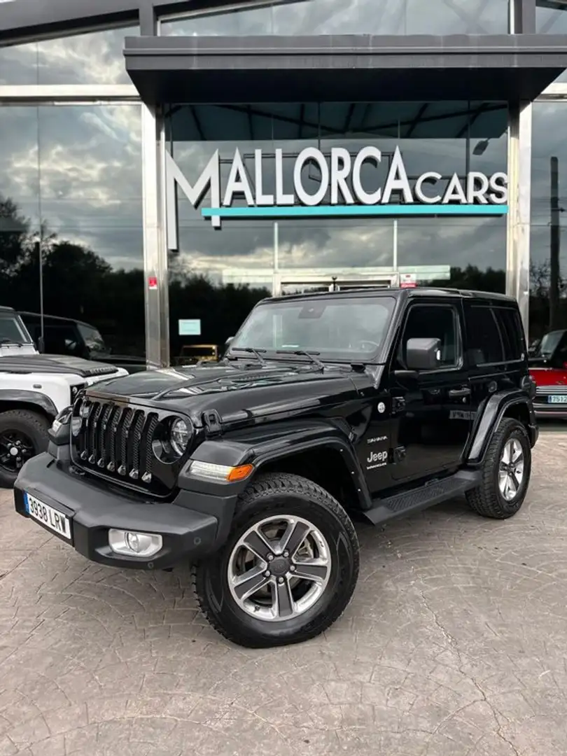 Jeep Wrangler Sahara Noir - 1