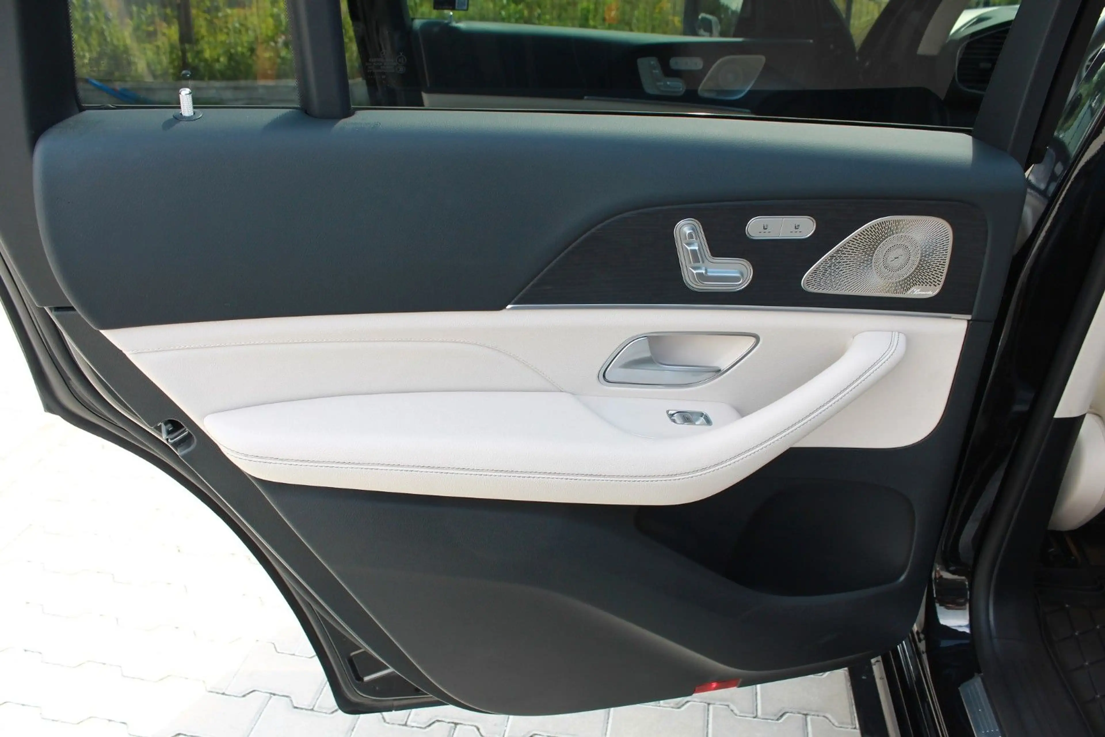 Mercedes-Benz GLS 450 GLS GLS 450 d 4Matic AMG Pano 360° AHK Luft — photo 12