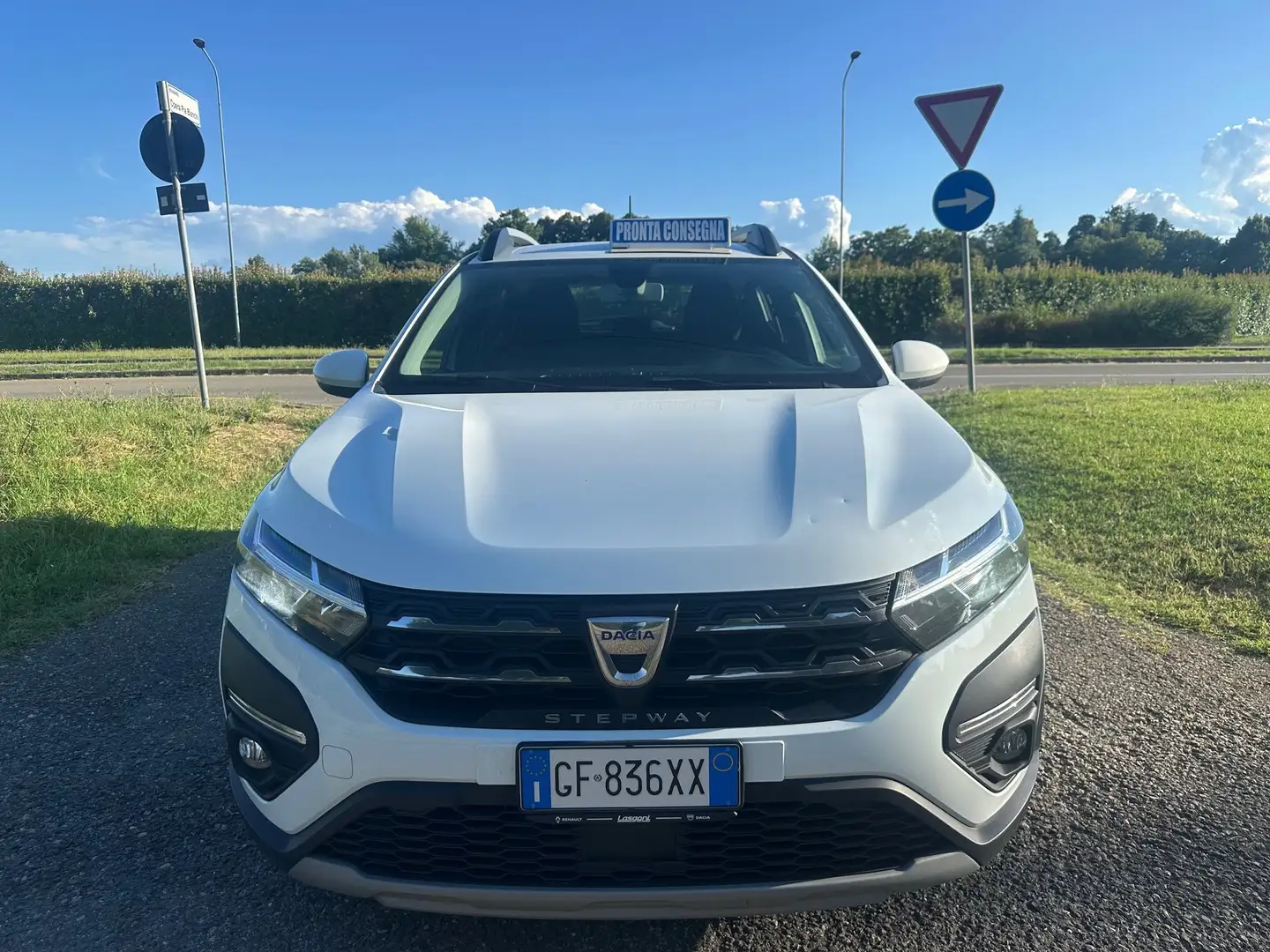 Dacia Sandero GAS G.P.L Stepway 1.0 tce Eco-g 100cv Blanco - 1