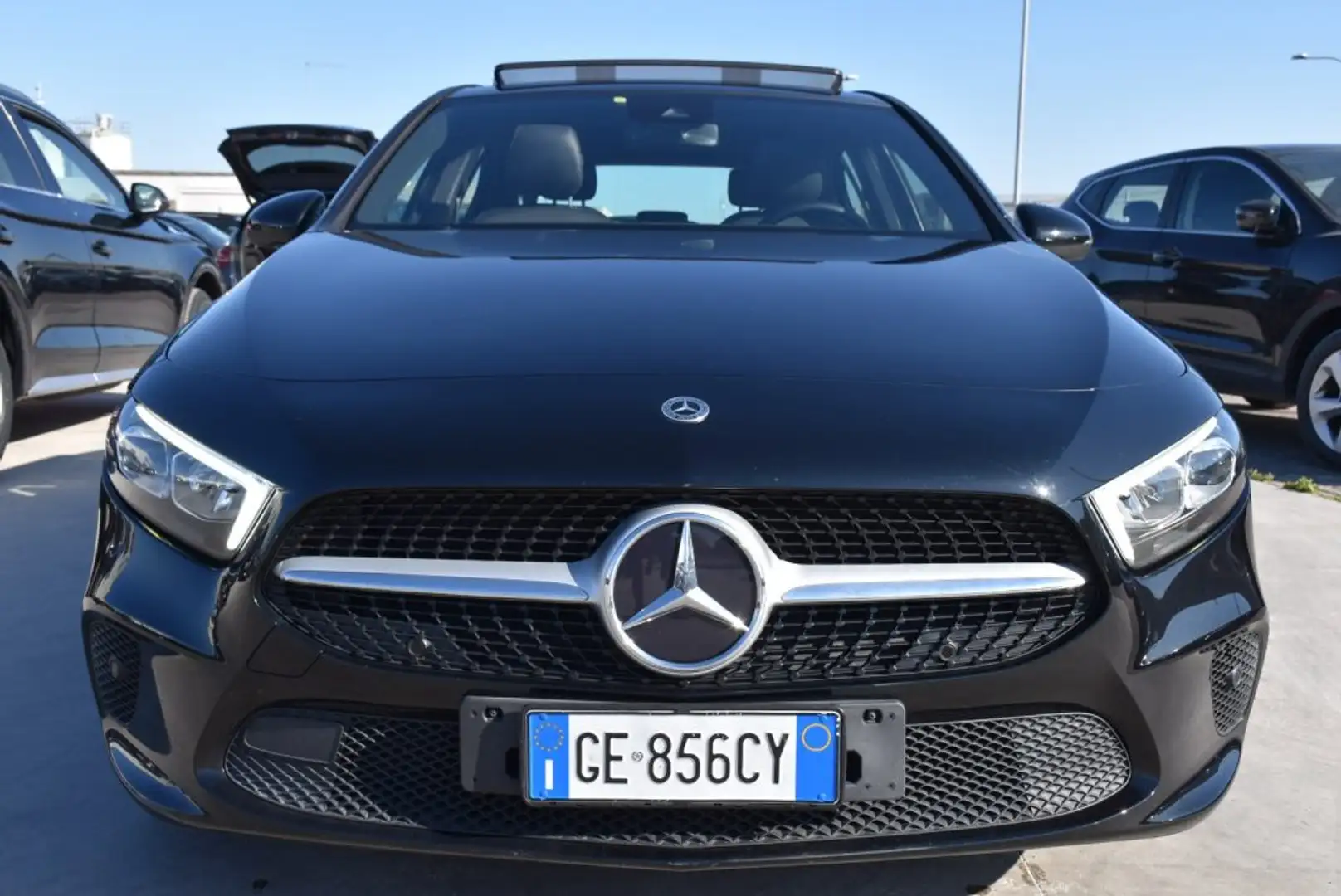 Mercedes-Benz A 180 d Automatic Business Extra *Tettuccio, Navi* Nero - 2