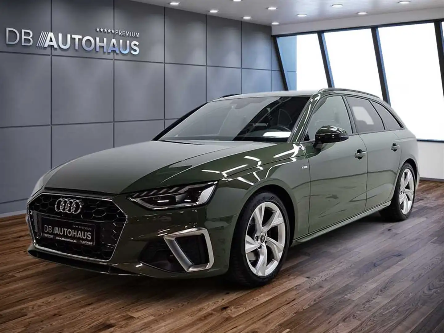 Audi A4 S line 35 2.0 TFSI S-tronic Groen - 1