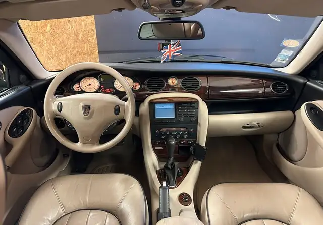 Rover 75 view 10