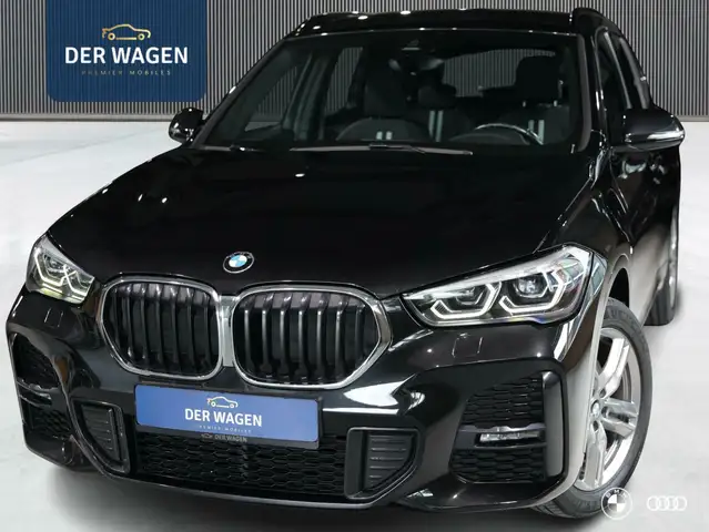 BMW X1 xDr25e M SPORT / AMBIENTE / TREKHAAK / HIFI / DAB+