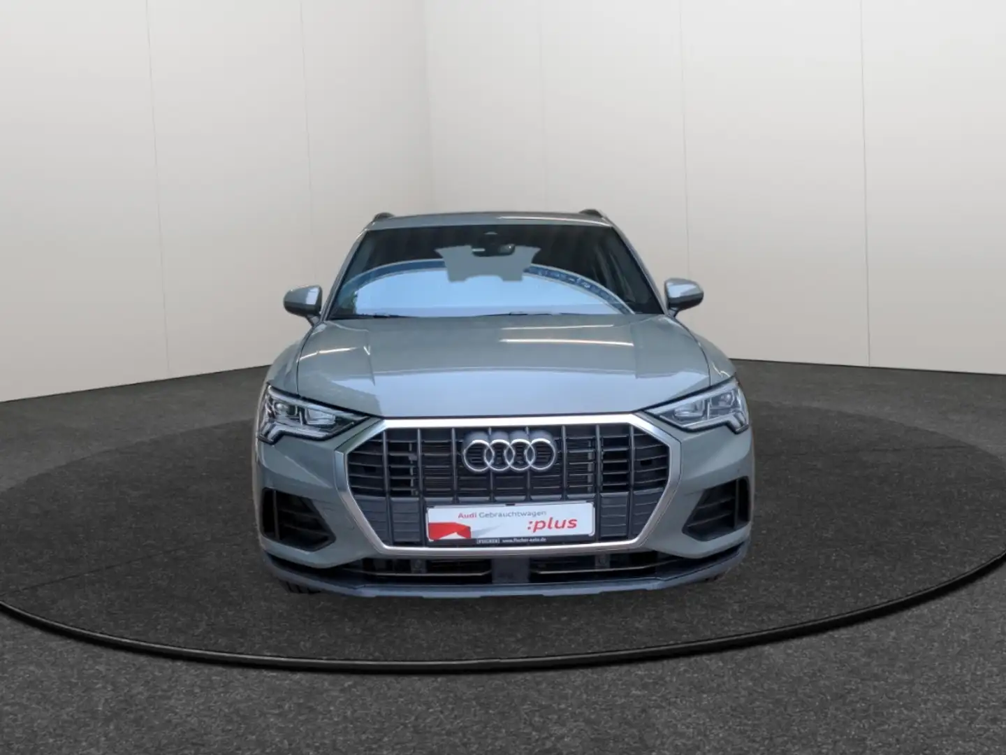 Audi Q3 45TFSIe S tronic LED AHK Navi SHZ Rear View ACC Grau - 2