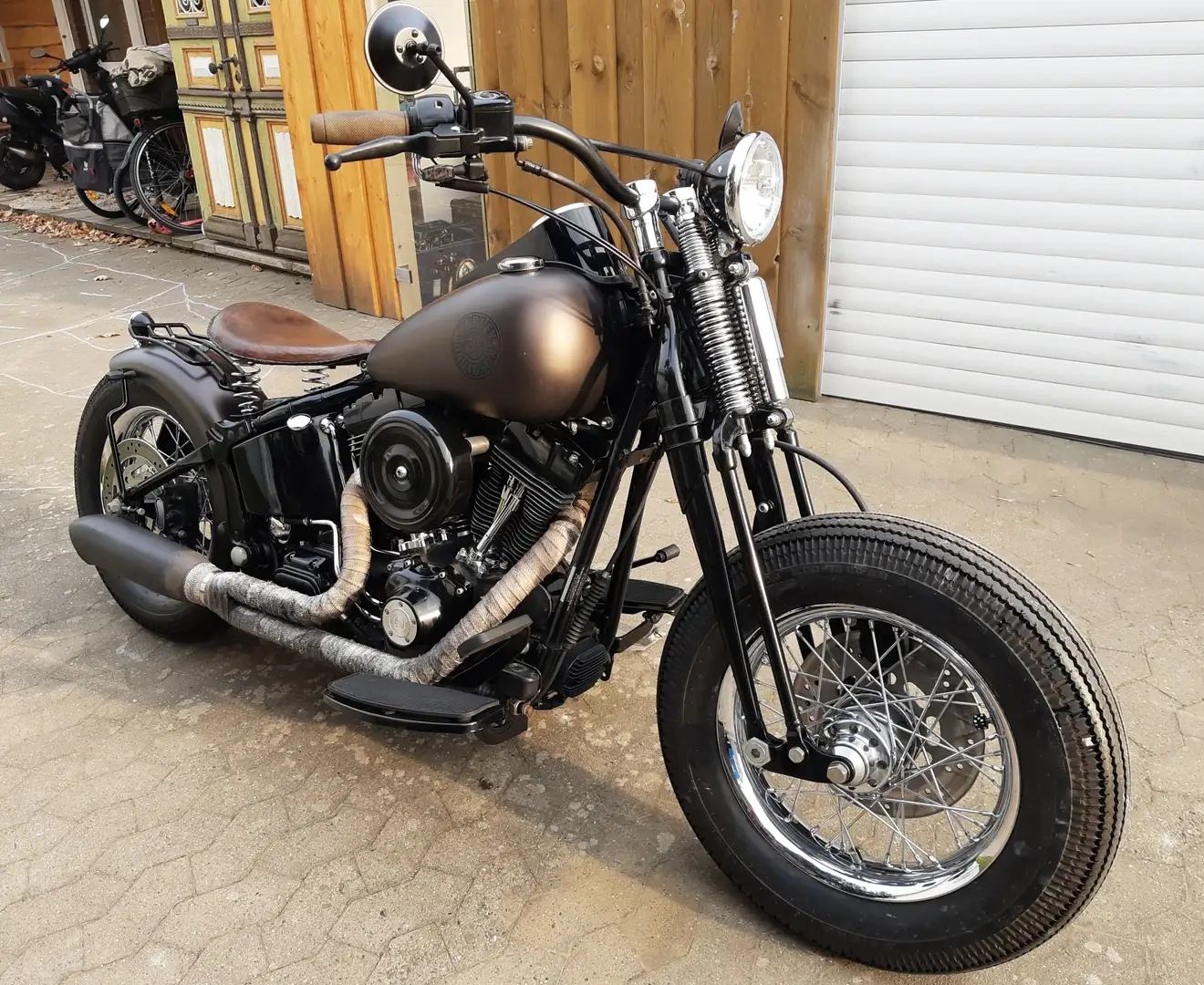 Harley-Davidson Heritage Springer FLSTSI Hnědá - 1