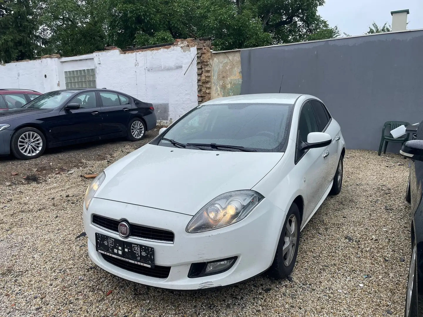 Fiat Bravo 1,6 Multijet mit Parkhilfe Klima Blanco - 1
