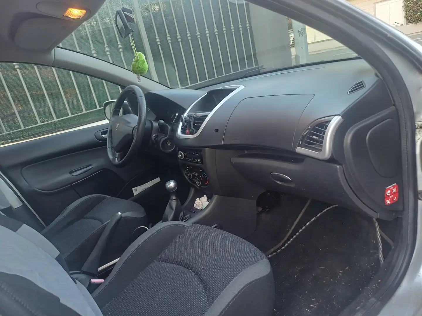 Peugeot 206 Plus 5p 1.1 Trendy - 2