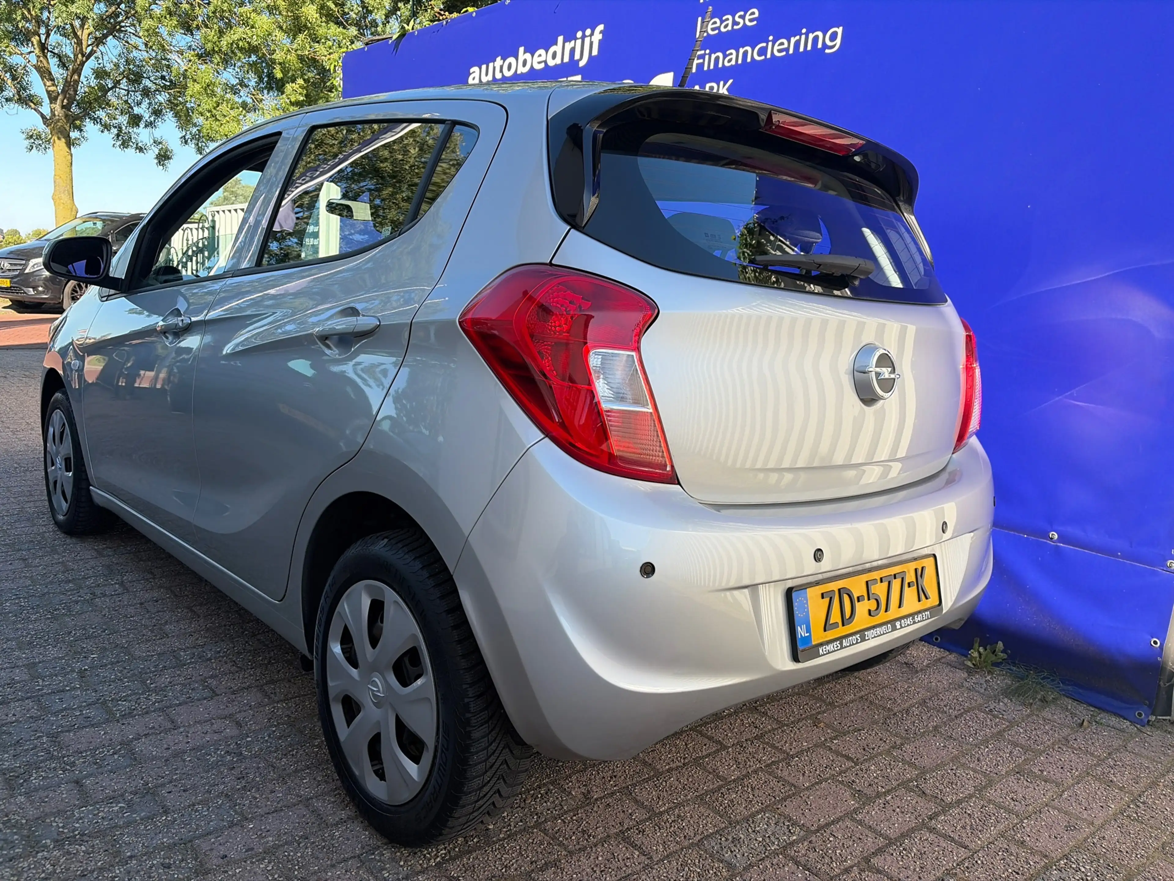 Opel Karl 1.0 ecoFLEX 120 Jaar Edition — photo 2