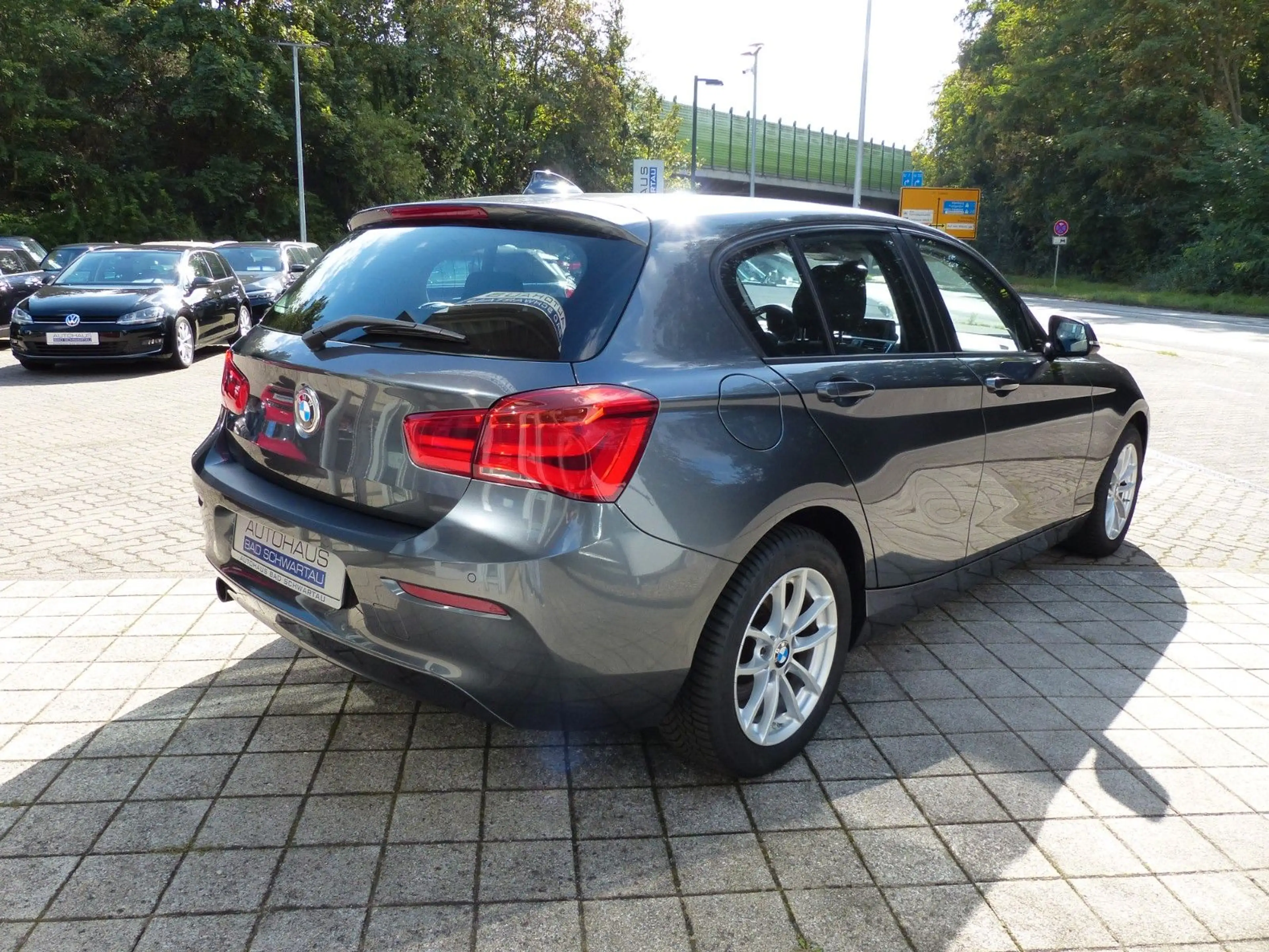 BMW 116 i Advantage, Klimaaut., Tempomat, Bluetooth — photo 9