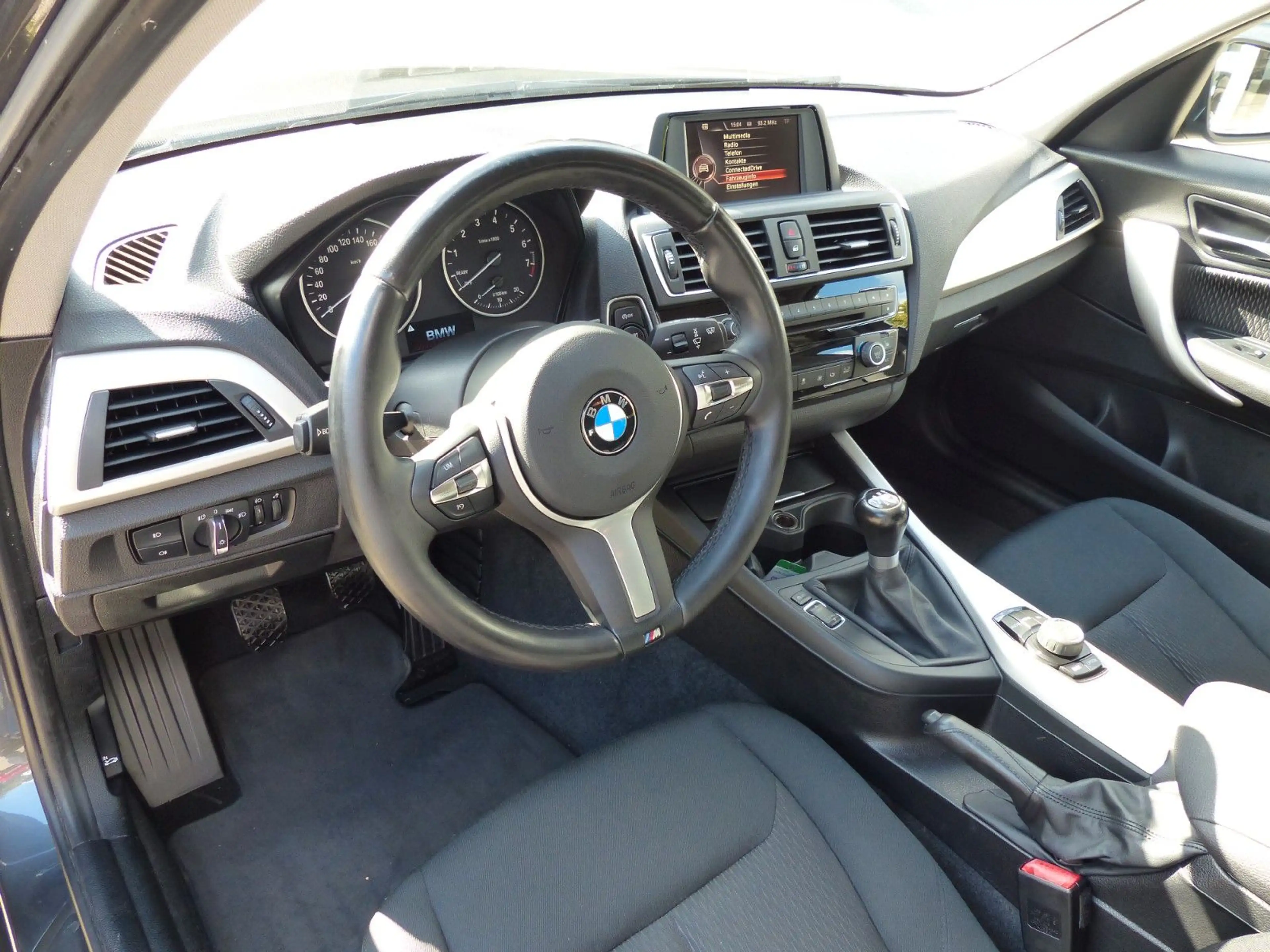 BMW 116 i Advantage, Klimaaut., Tempomat, Bluetooth — photo 12