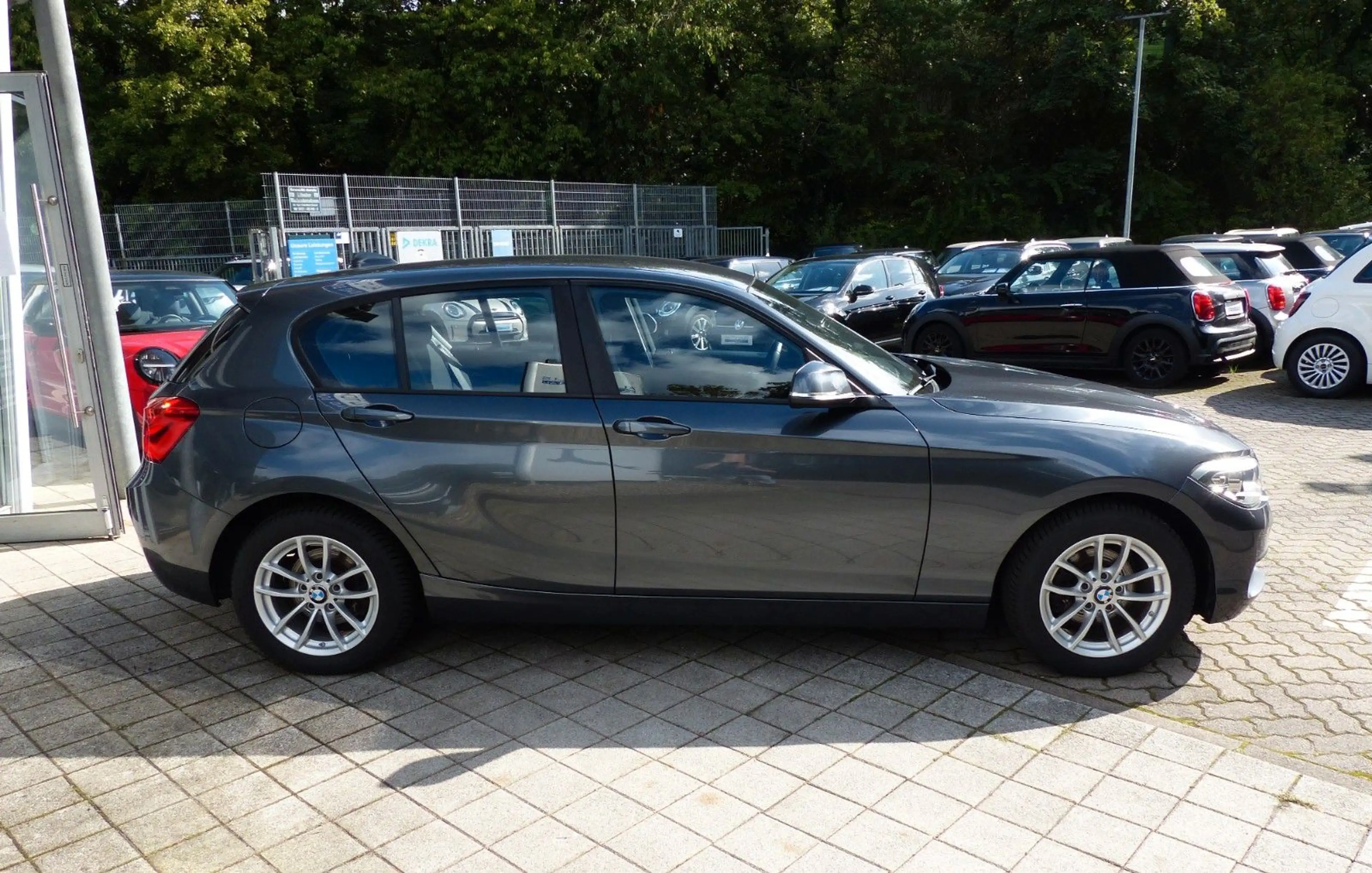 BMW 116 i Advantage, Klimaaut., Tempomat, Bluetooth — photo 2