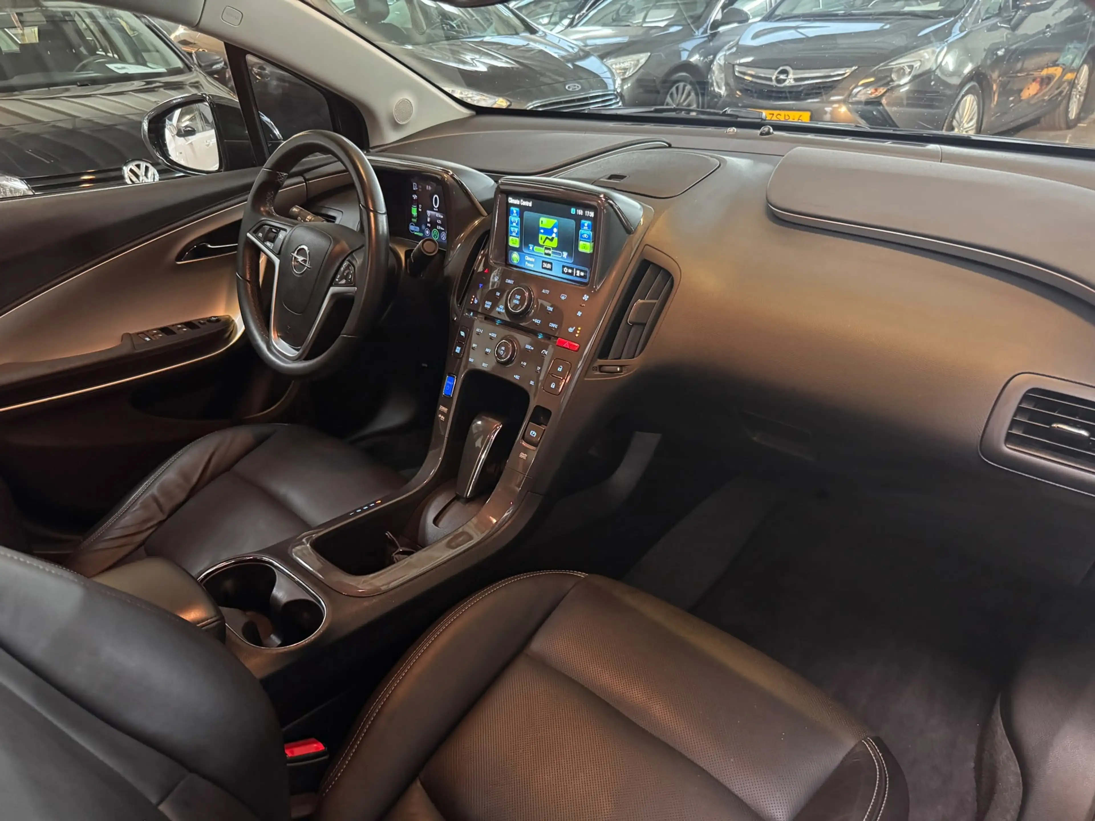 Opel Ampera 1.4 Plug-in Hybride | CAMERA| LEDER | NAP | PDC — photo 14