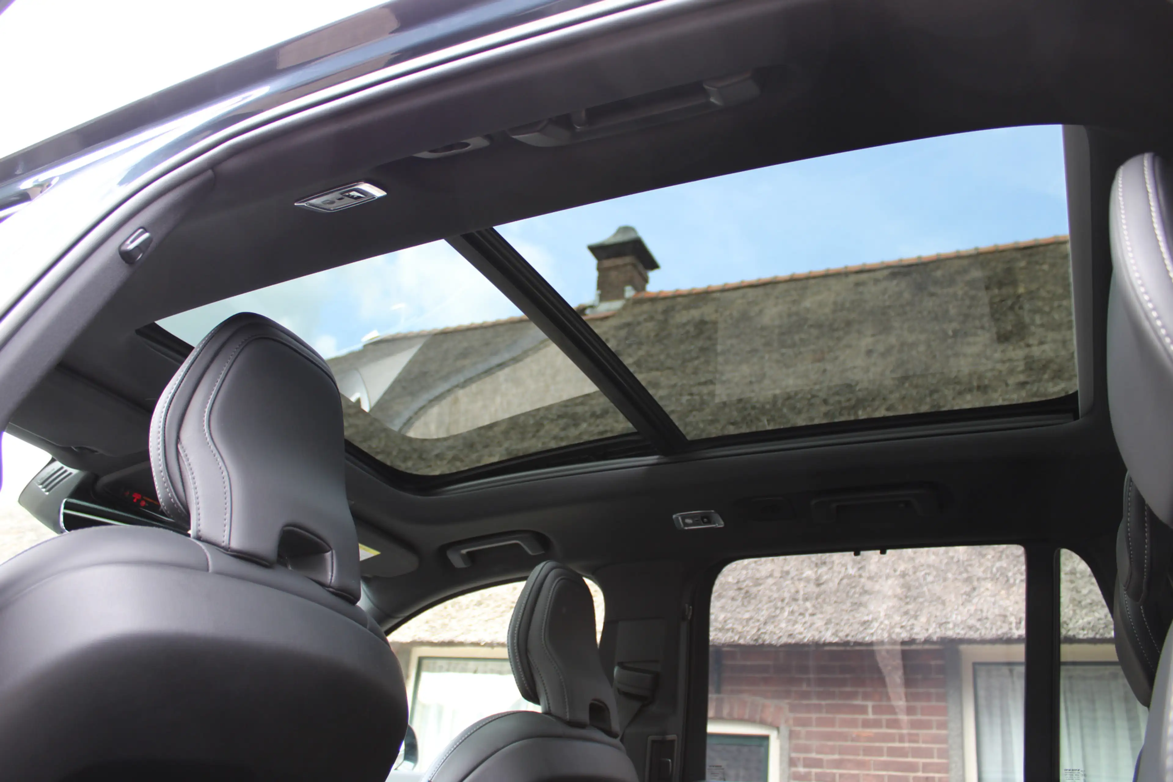 Volvo XC90 2.0 T8 Recharge AWD R-DESIGN SOh 100% LUCHT LEER N — photo 6