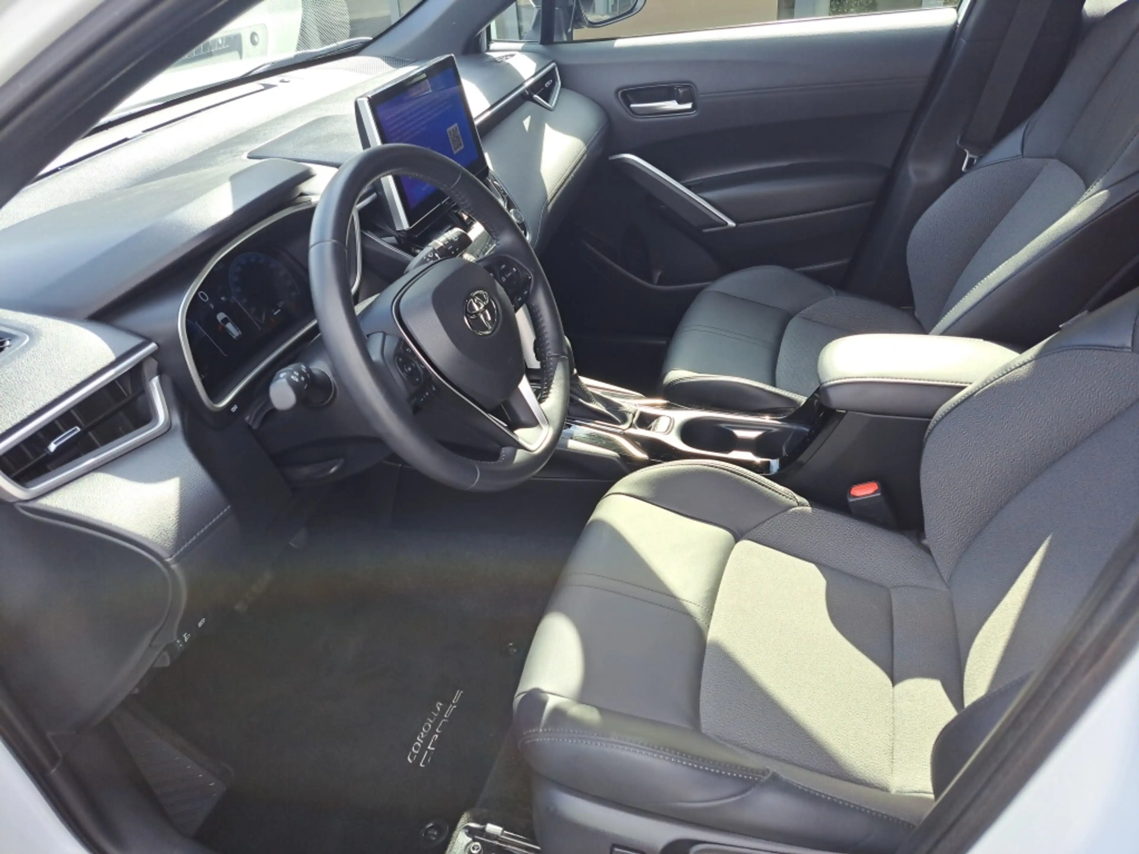 Toyota Corolla Cross 2.0 High Power 153 pk Hybrid 200 Style — photo 10