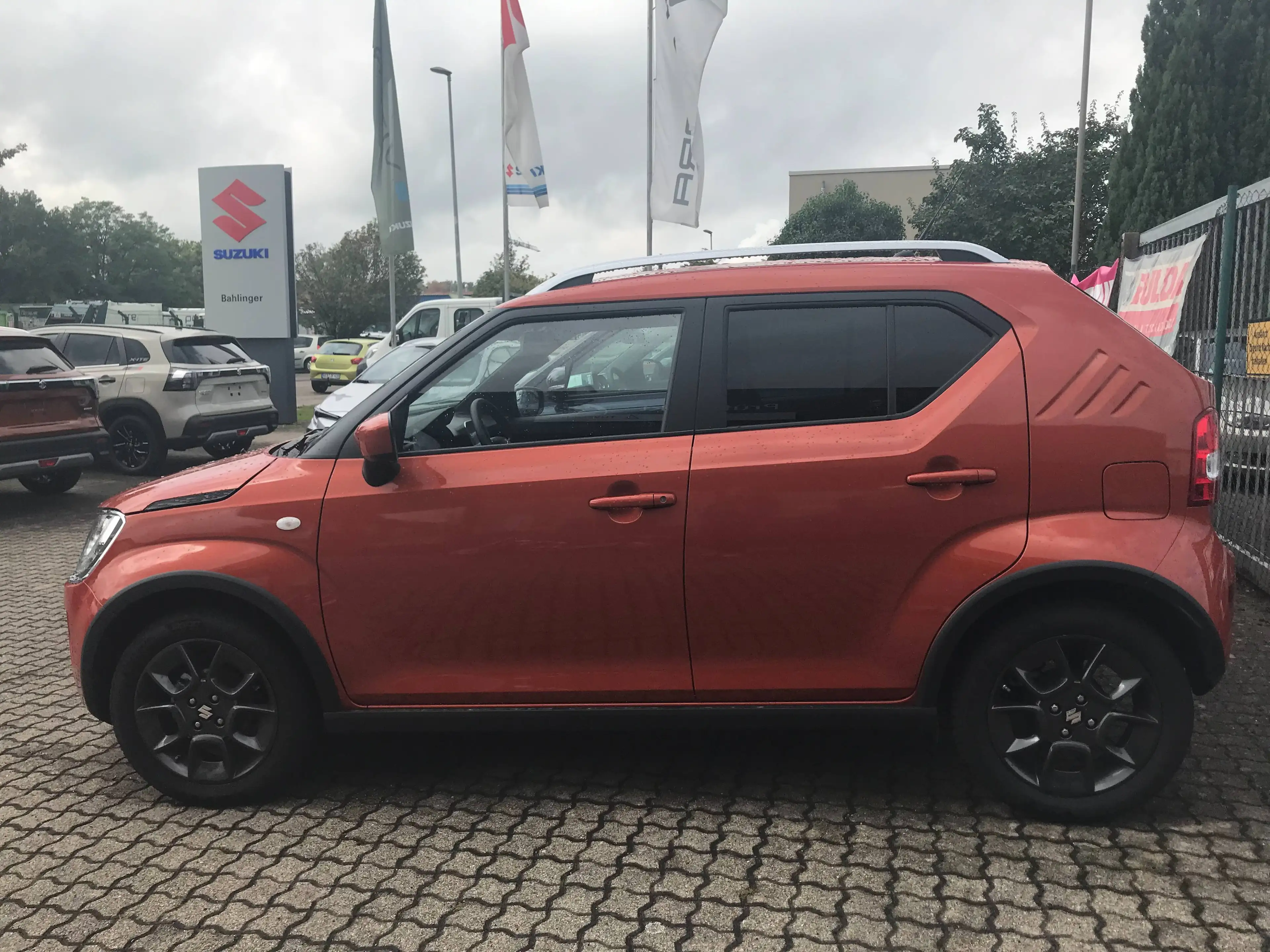 Suzuki Ignis Comfort CVT — photo 3