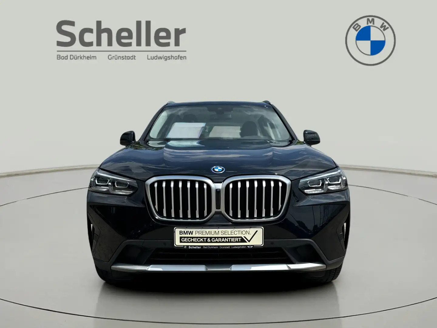 BMW X3 xDrive30e DAB LED WLAN RFK Klimaaut. PDC Schwarz - 2