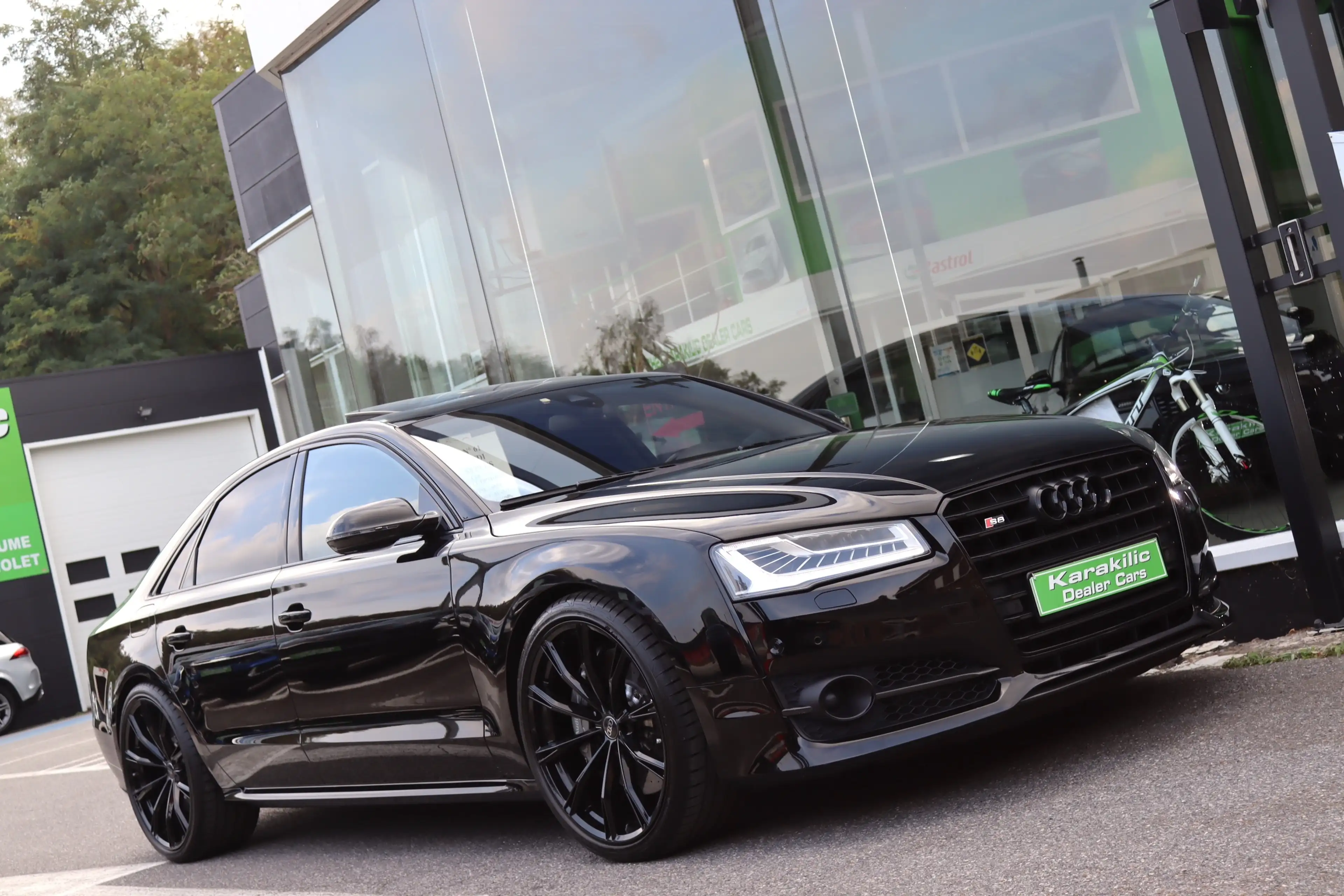 Audi S8 PLUS 605CV SHADOWLINE CERAMIC TOIT OUVRANT MATRIX FULL — photo 3