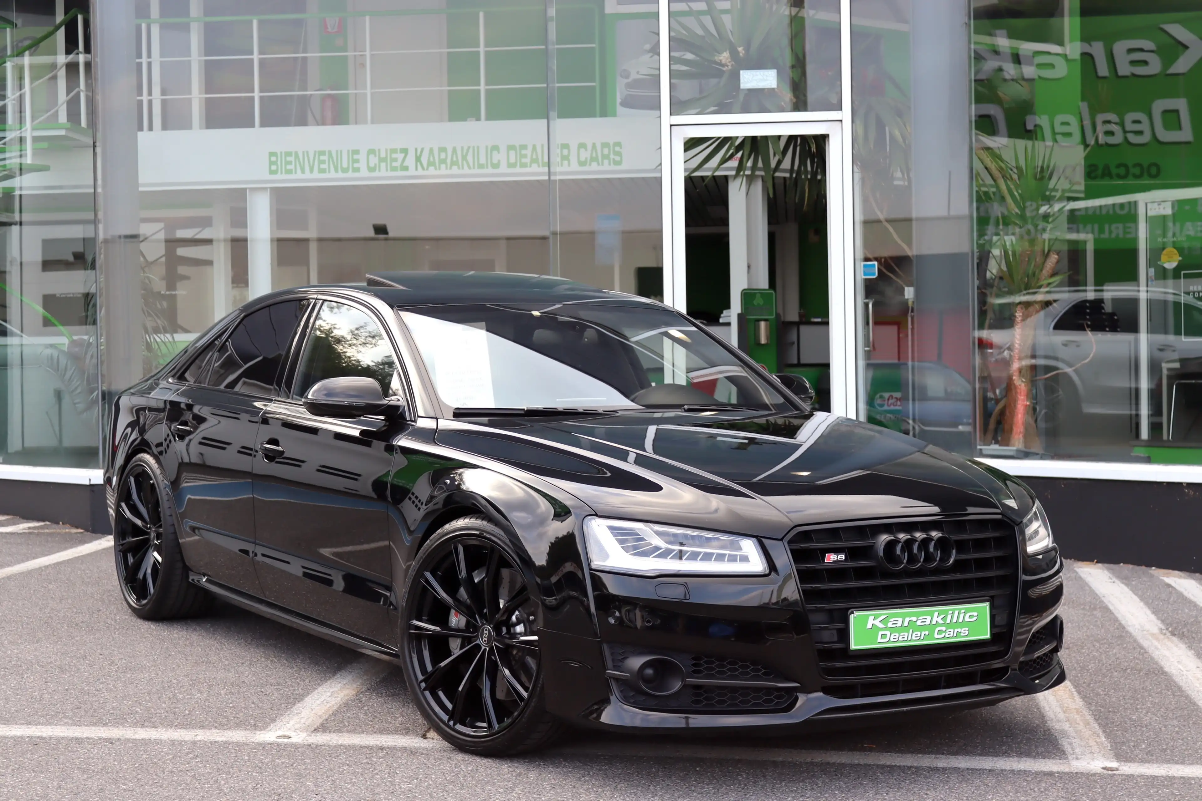 Audi S8 PLUS 605CV SHADOWLINE CERAMIC TOIT OUVRANT MATRIX FULL