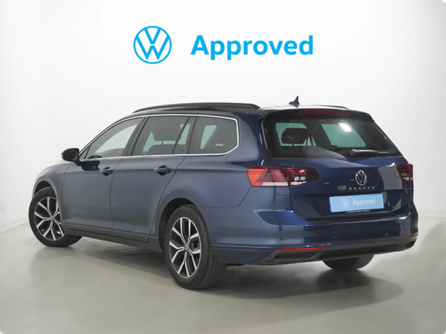 Volkswagen Passat Variant 2.0TDI EVO Executive DGS7 110kW Azul - 2