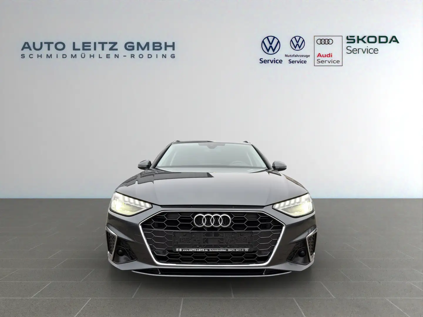 Audi A4 Avant 40 TFSI S line ACC Tour Navi LM18 VC Grau - 2