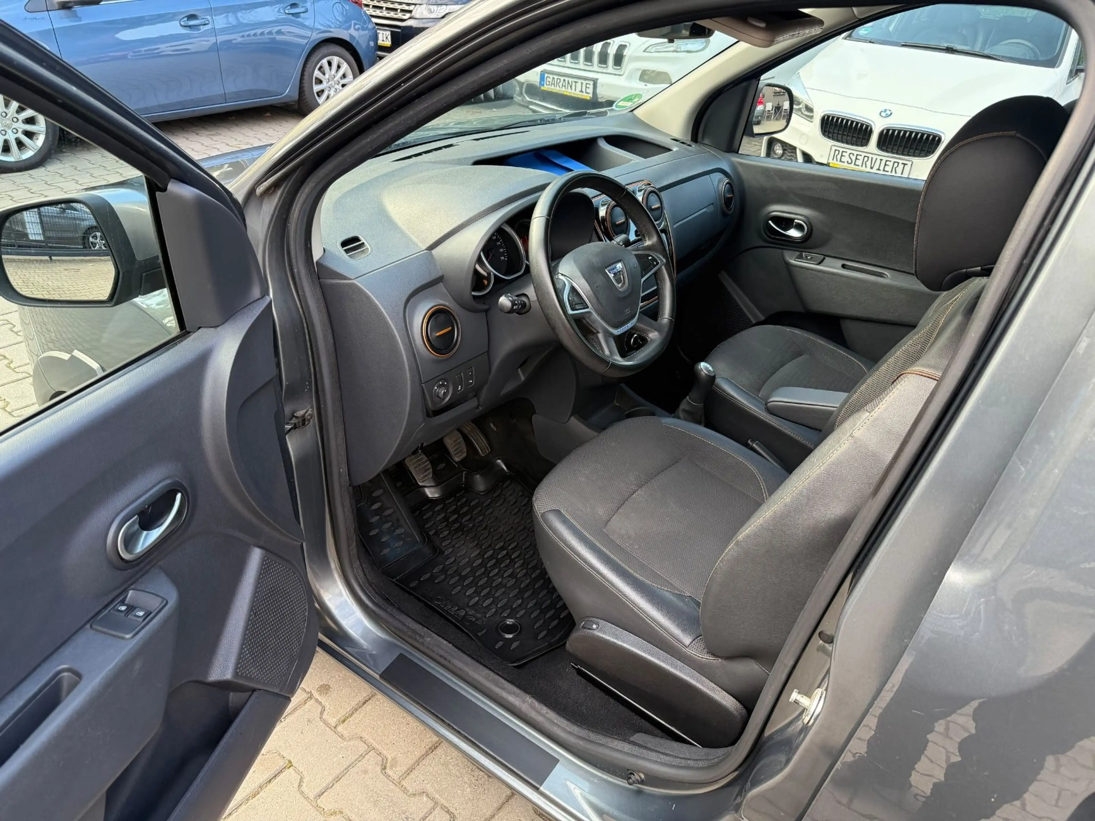 Dacia Dokker Stepway CelebrationTCe 115 1.HAND — photo 11