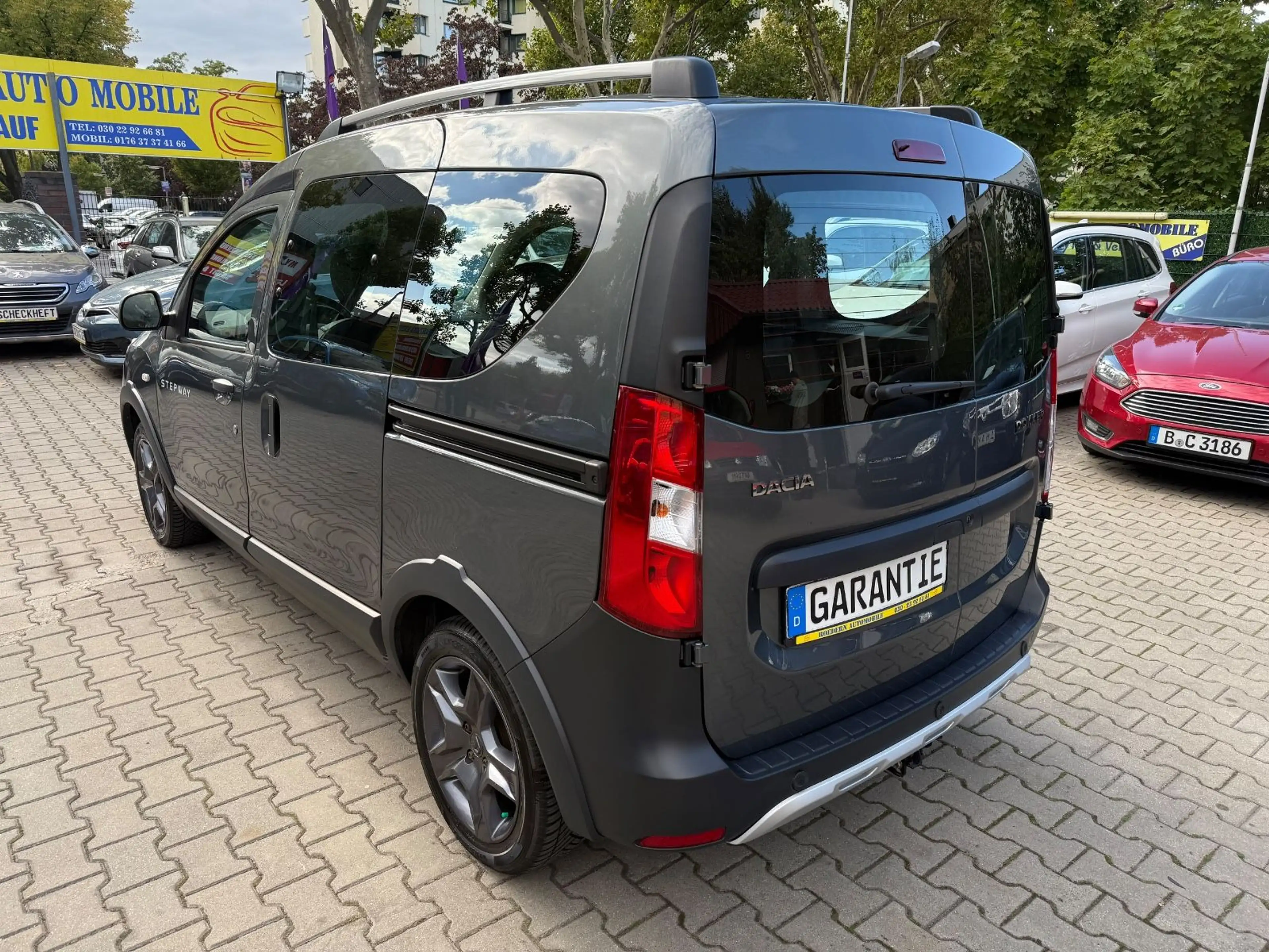 Dacia Dokker Stepway CelebrationTCe 115 1.HAND — photo 3