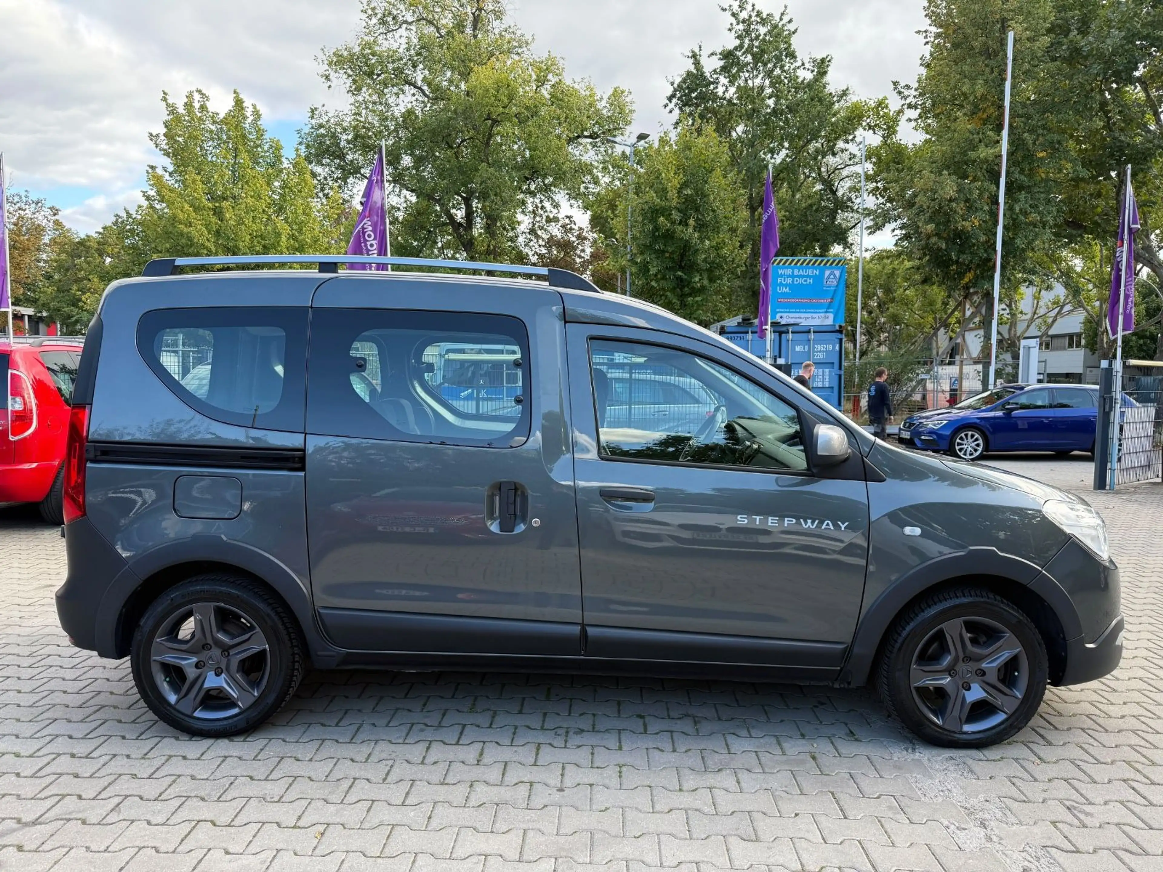 Dacia Dokker Stepway CelebrationTCe 115 1.HAND — photo 8